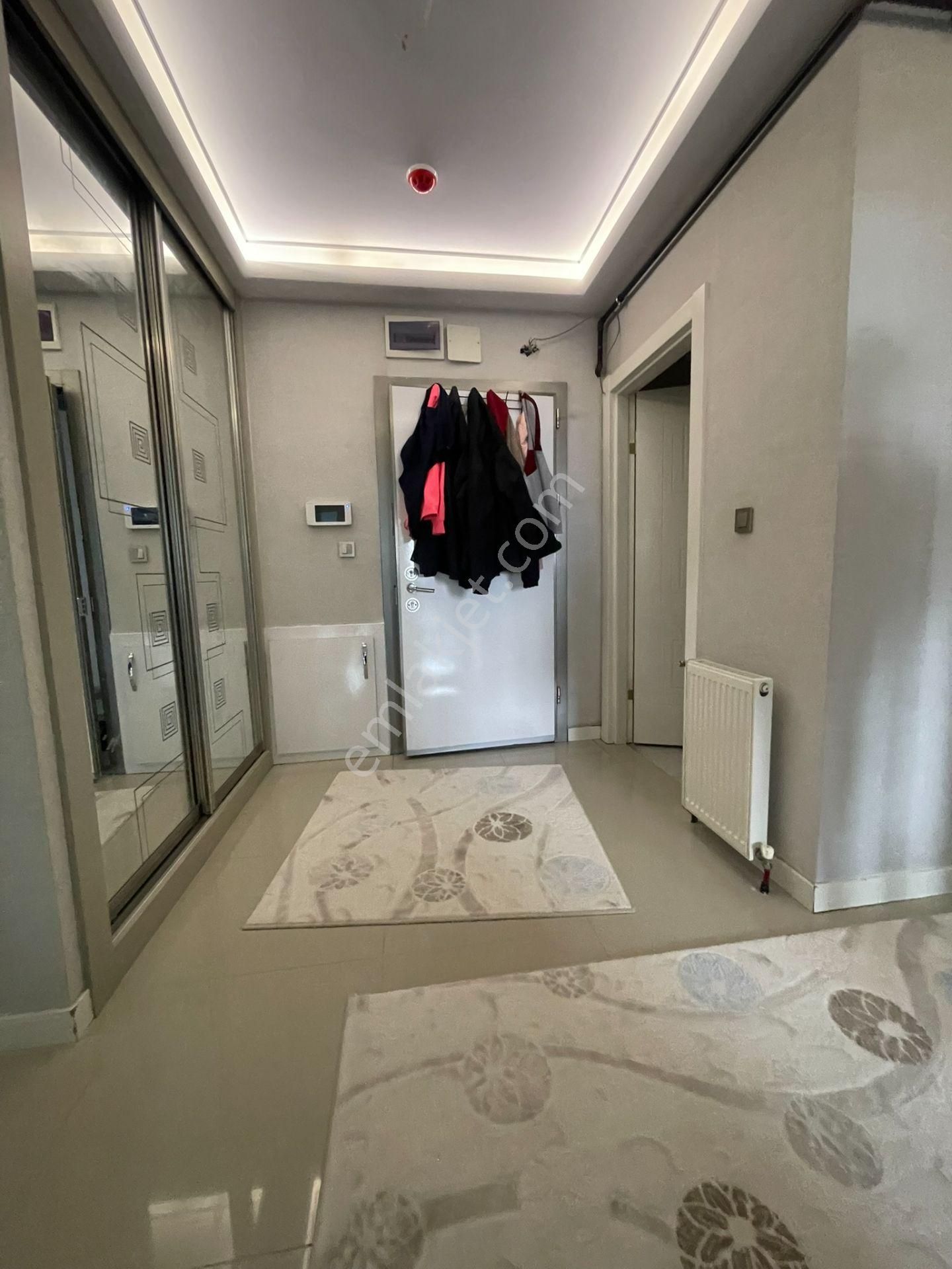 Ufuk Kılıç Emlak'tan 3+1 12.kat Site'de K.otoparklı Güney Cephe Full Yapılı - Görsel 33