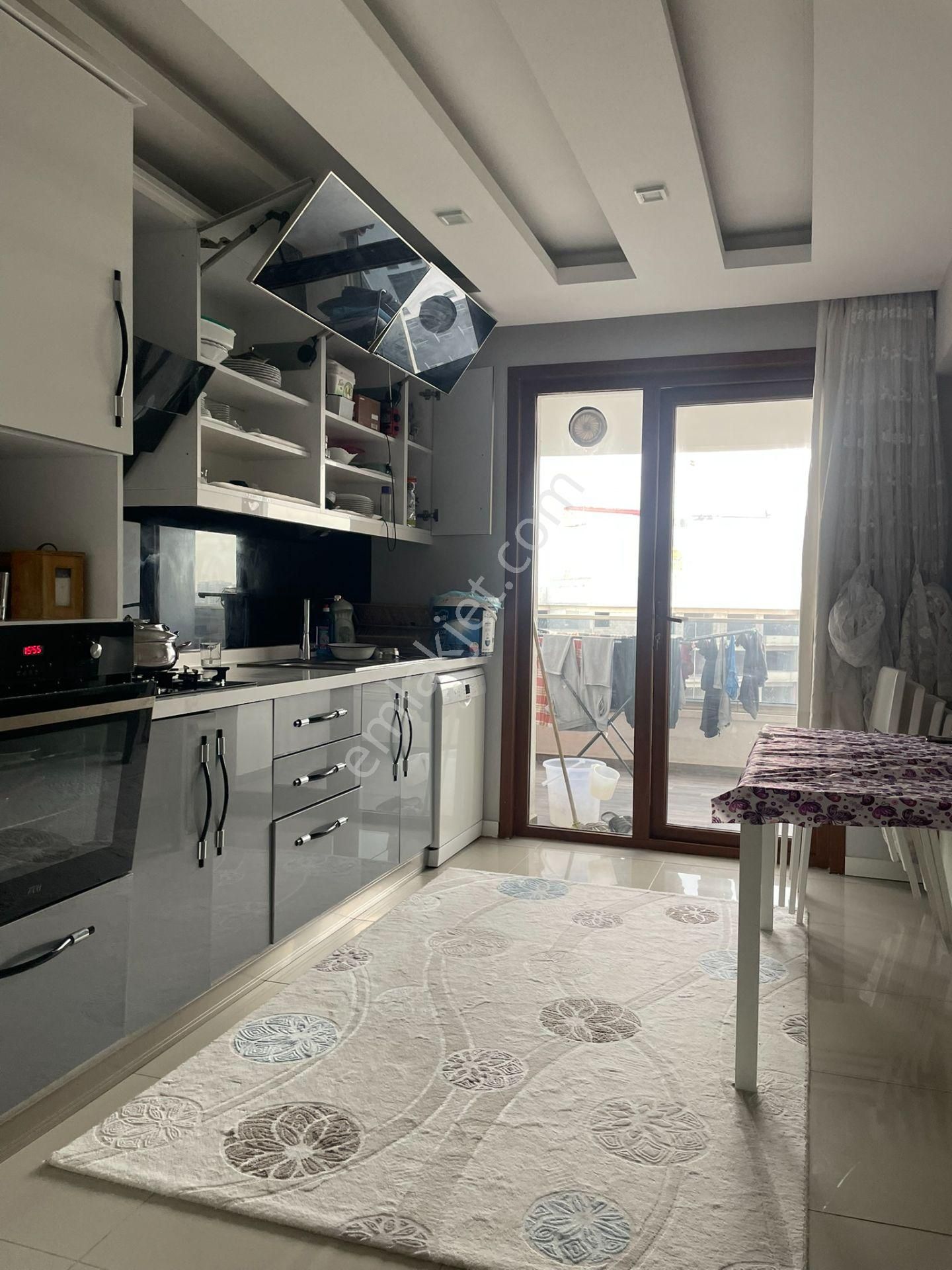 Ufuk Kılıç Emlak'tan 3+1 12.kat Site'de K.otoparklı Güney Cephe Full Yapılı - Görsel 6