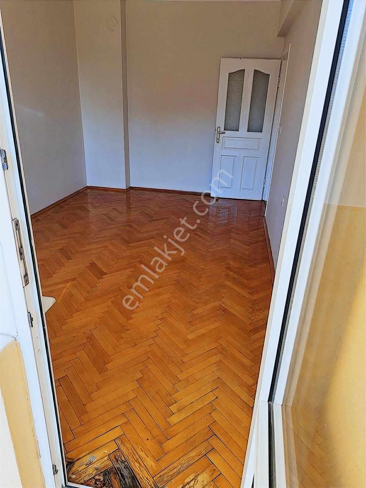 Esen'den Barbaros Cadesinde Doğu Cephe Site İçi Kiralık Daire - Görsel 22