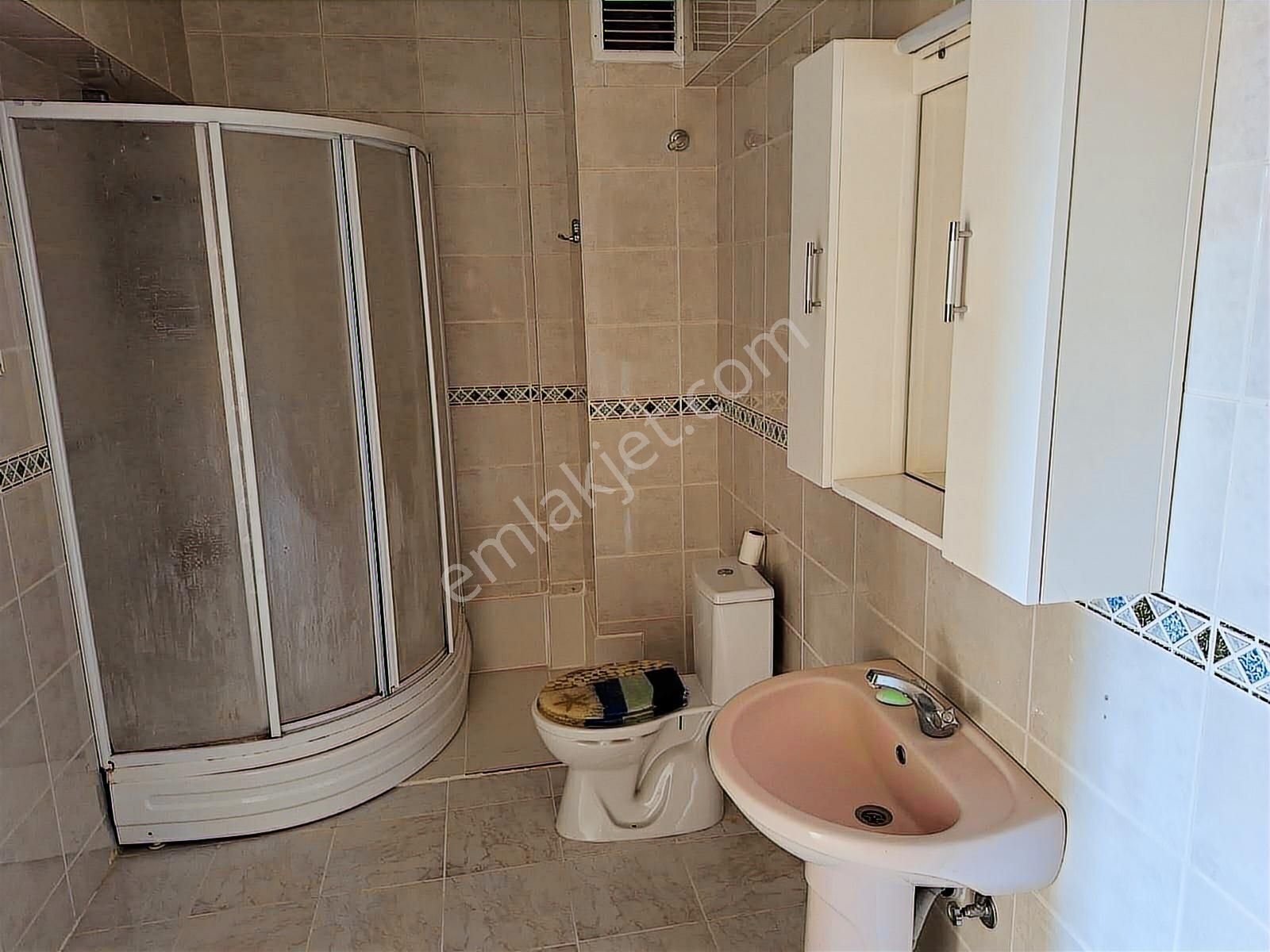 Esen'den Barbaros Cadesinde Doğu Cephe Site İçi Kiralık Daire - Görsel 8