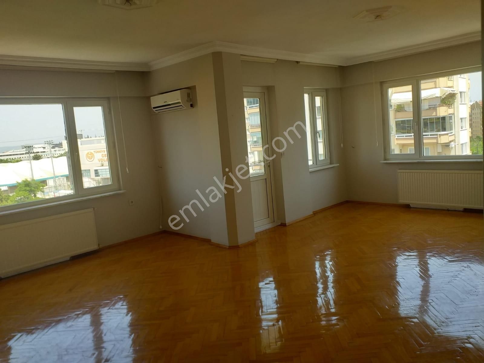 Esen'den Barbaros Cadesinde Doğu Cephe Site İçi Kiralık Daire - Görsel 12