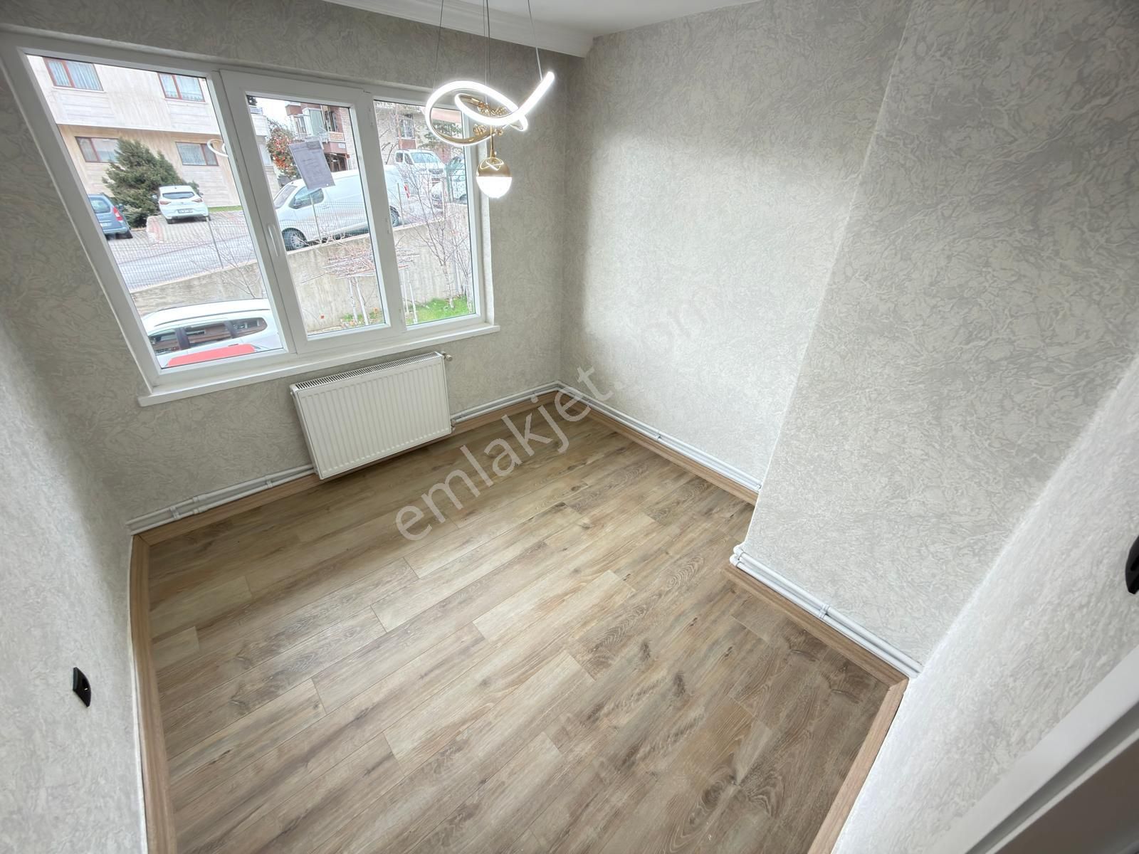 Kariyerden A.eğlence Göbekde Ara Katta Ultra Lüks Yapılı 3+1 Daire - Görsel 5