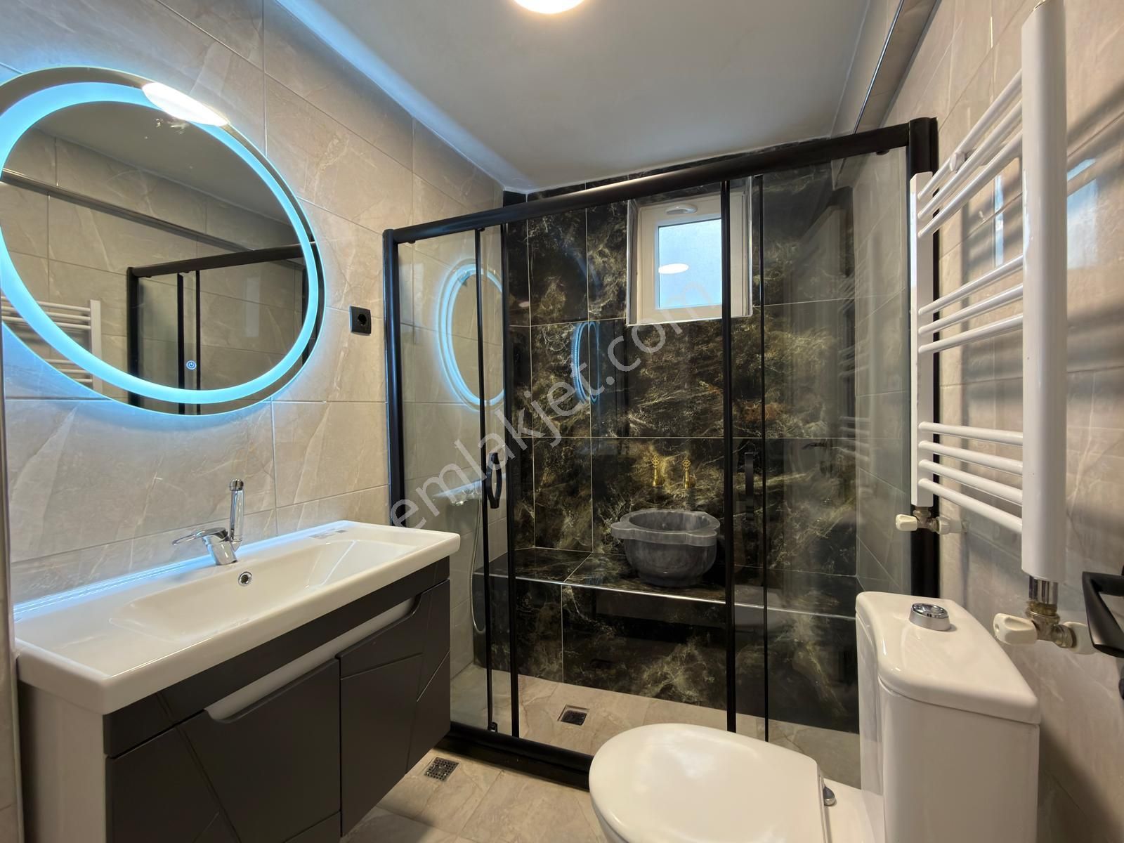 Kariyerden A.eğlence Göbekde Ara Katta Ultra Lüks Yapılı 3+1 Daire - Görsel 33