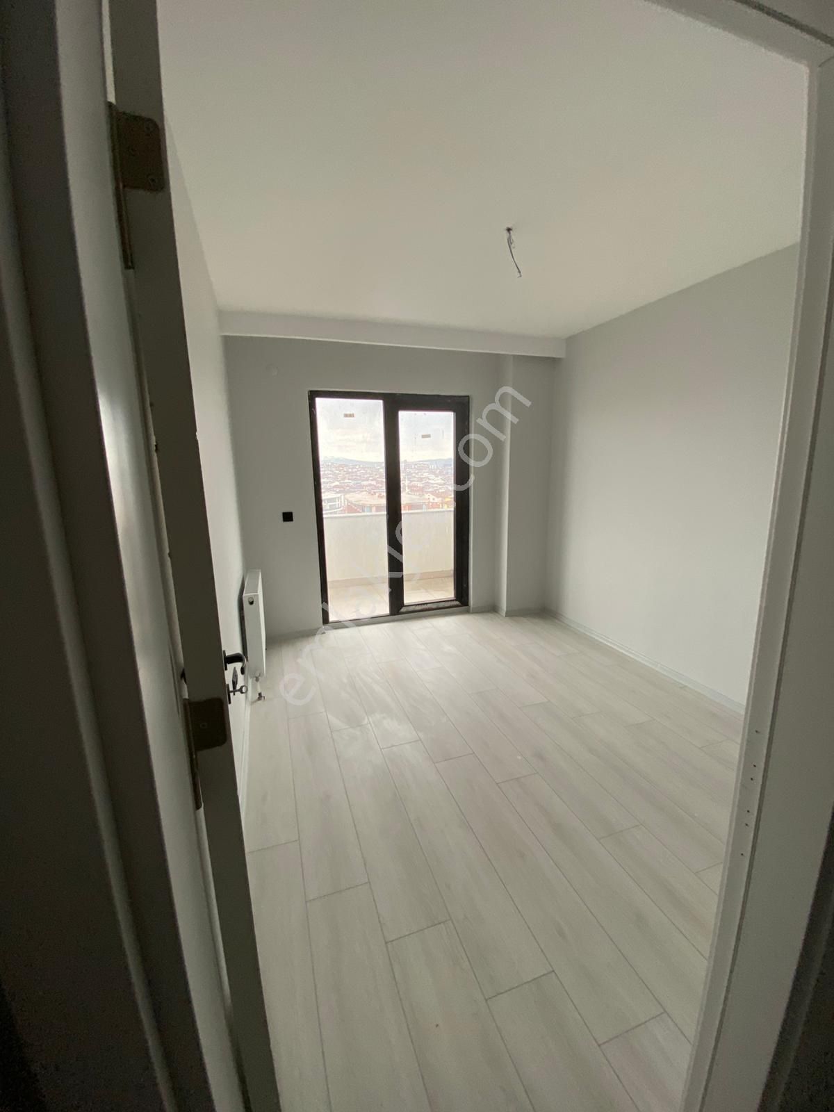 Esen'den Yüzme Havuzlu Sitede Dubleks Kiralık Daire - Görsel 35