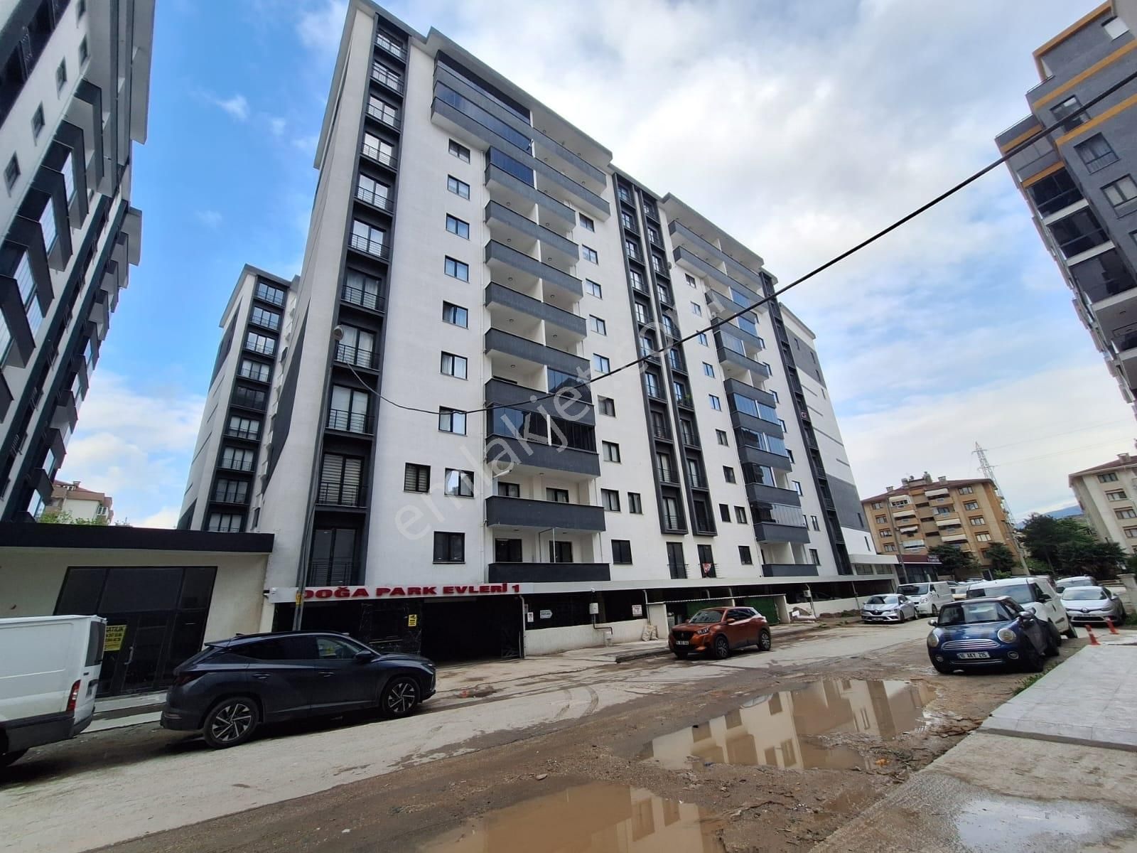 Esen'den Yüzme Havuzlu Sitede Dubleks Kiralık Daire