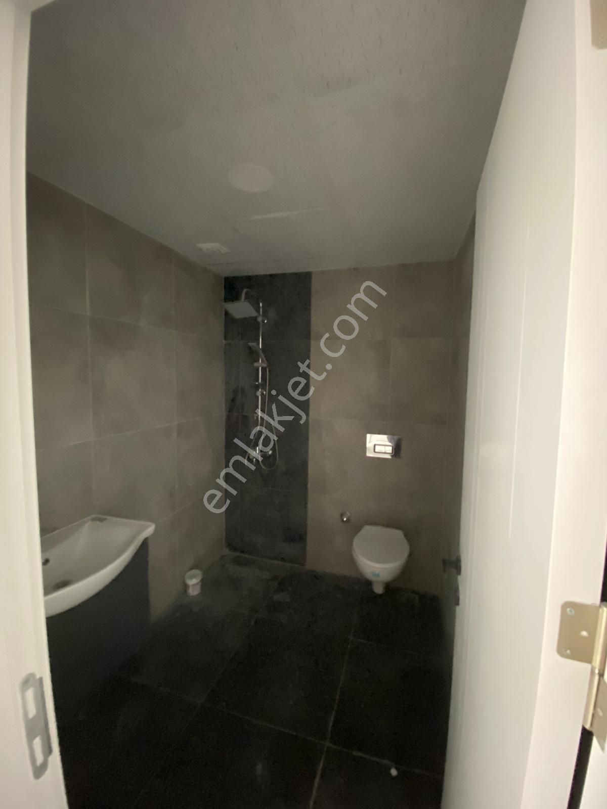 Esen'den Yüzme Havuzlu Sitede Dubleks Kiralık Daire - Görsel 16