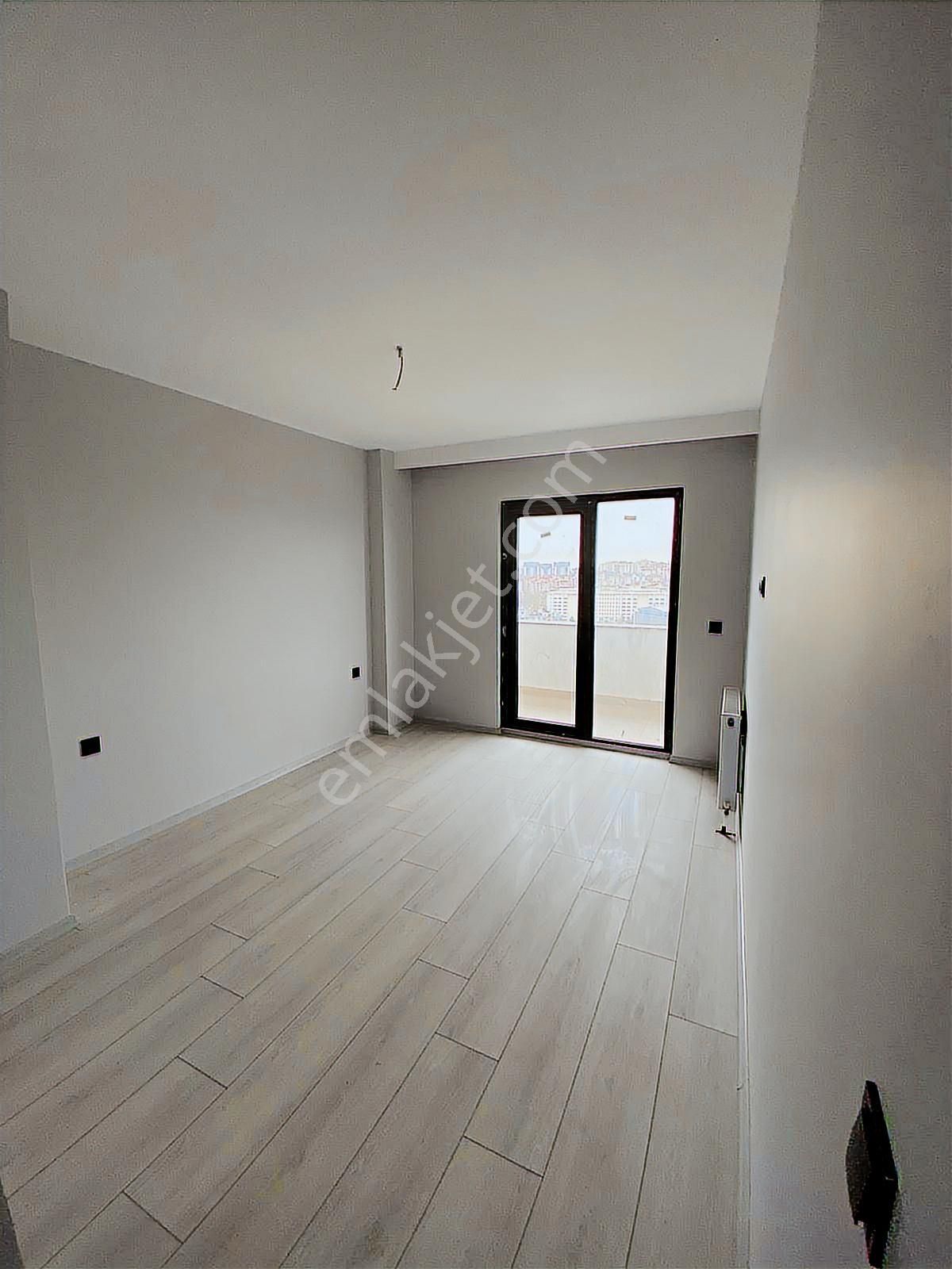 Esen'den Yüzme Havuzlu Sitede Dubleks Kiralık Daire - Görsel 9