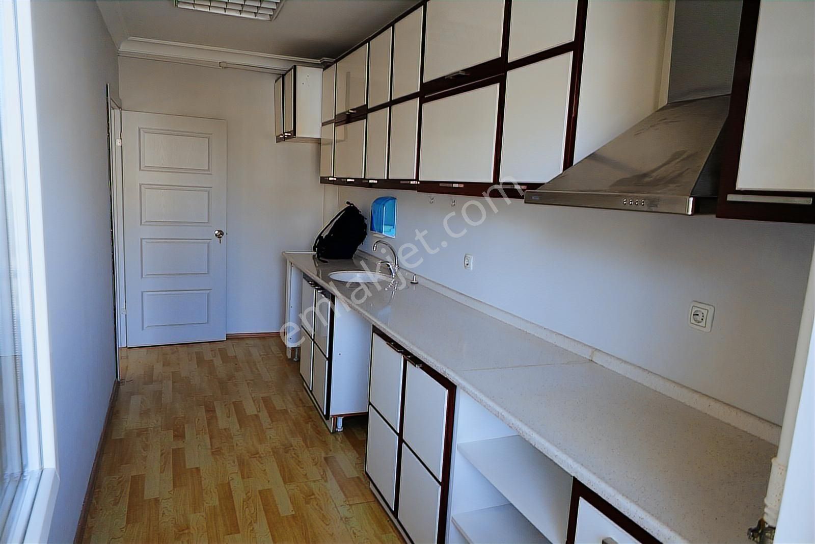 Esen'den İzmir Yoluna Cephe Yüksek Tabela Değerli Ofis & Büro - Görsel 6