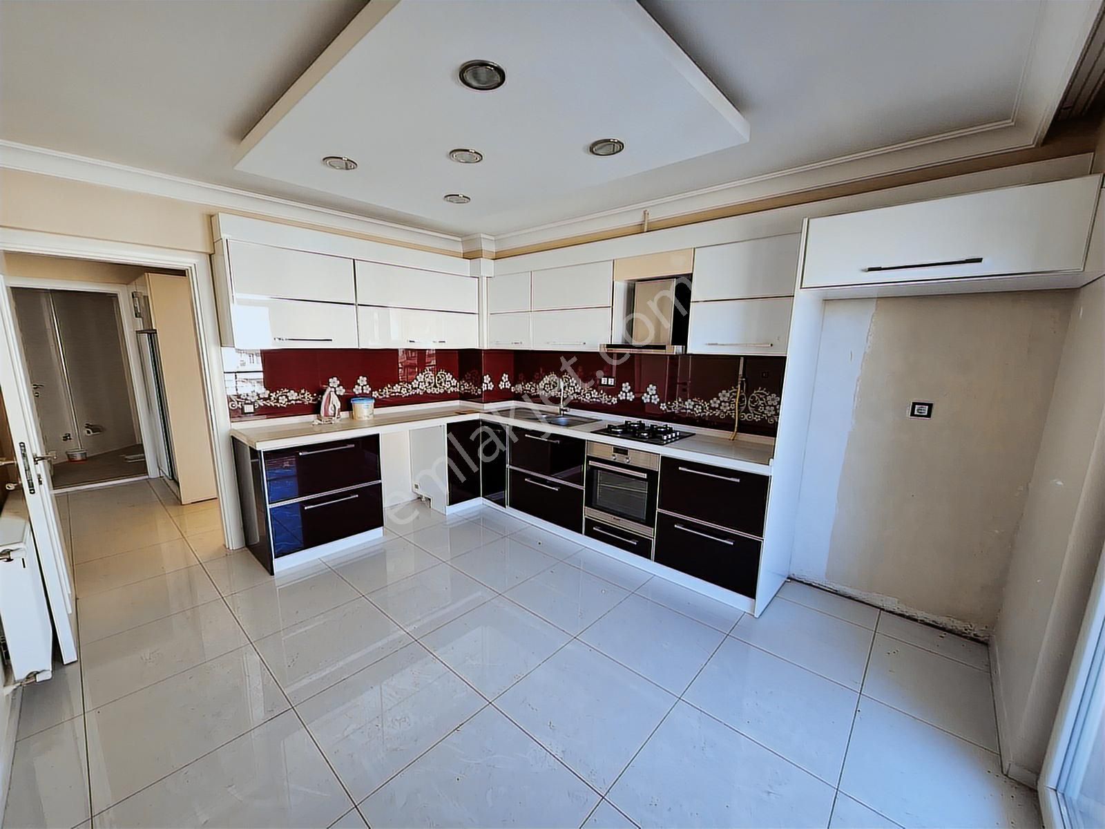 Esen'den Konak'ta Site İçi Manzaralı - 6+2 Kiralık Dubleks - Görsel 5