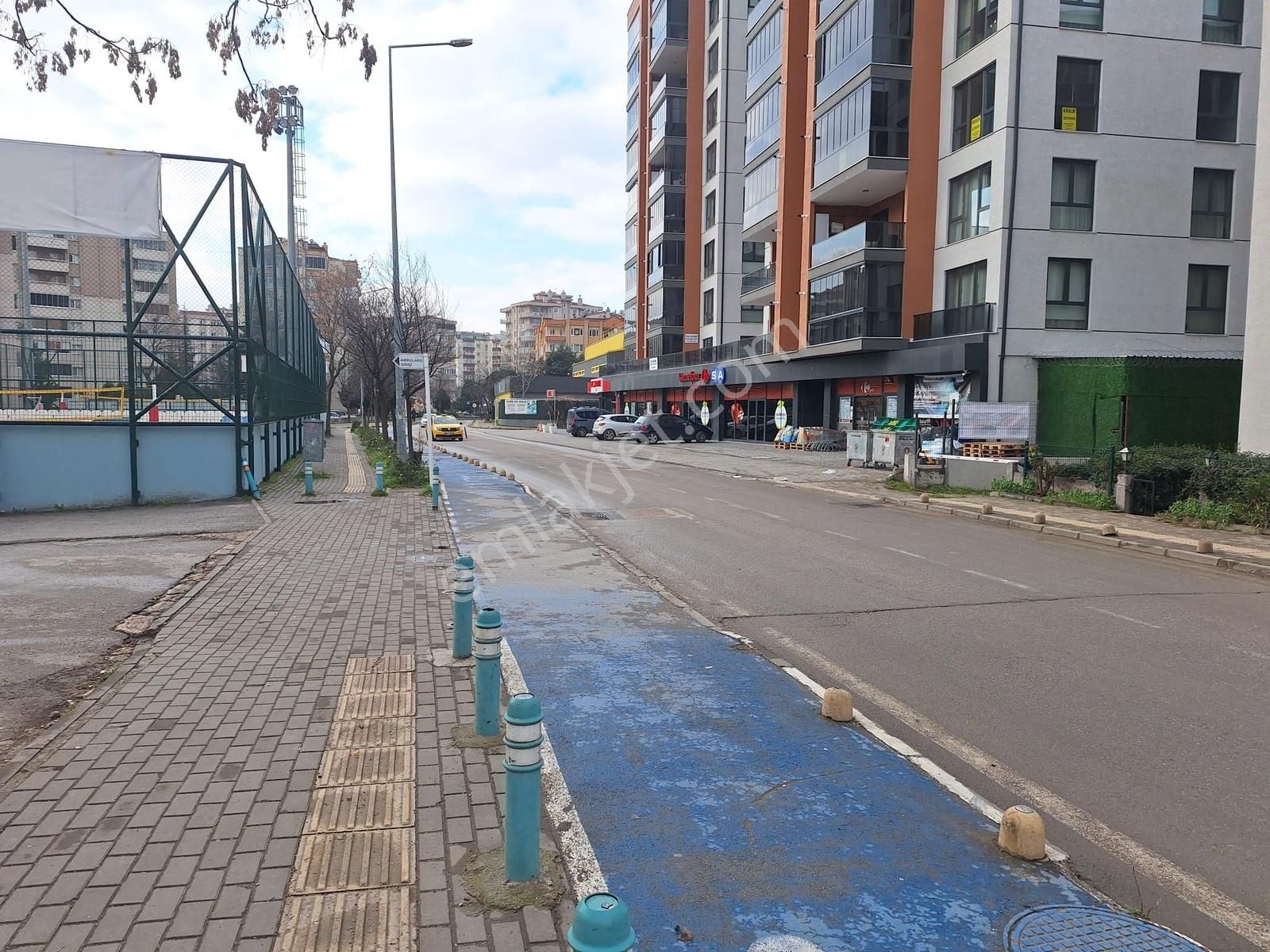 Esen'den Agora Çarşısı Yanında Kiralık Dükkan - Görsel 13