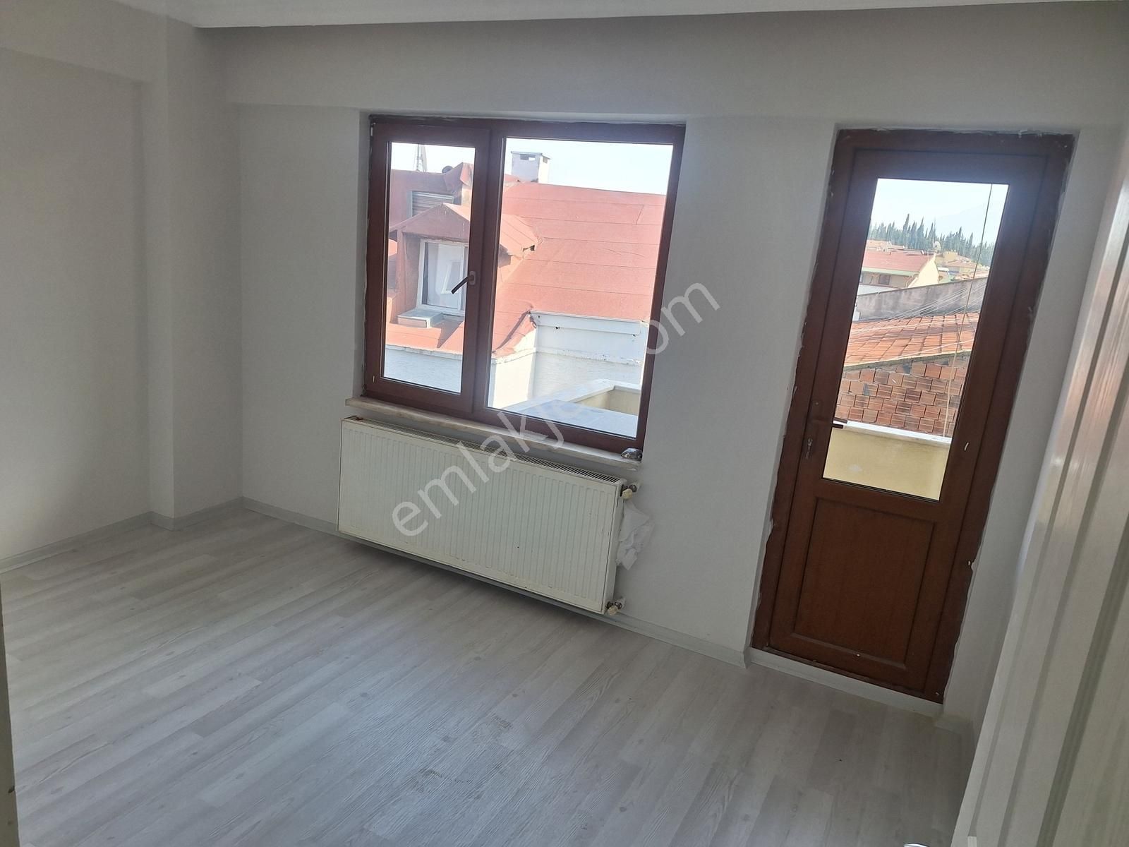 Esen'den Pazara Ve Belediye'ye 1 Dk Mesafede Kiralık Daire - Görsel 13