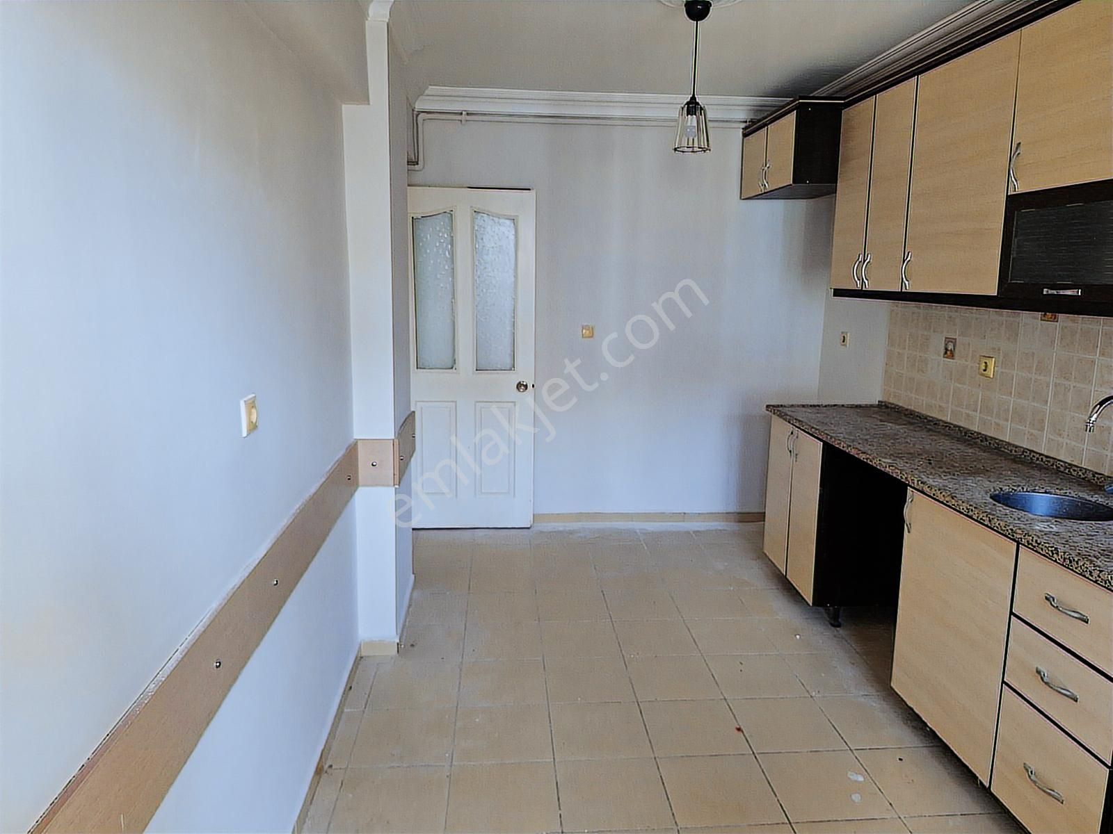 Esen'den Pazara Ve Belediye'ye 1 Dk Mesafede Kiralık Daire - Görsel 20