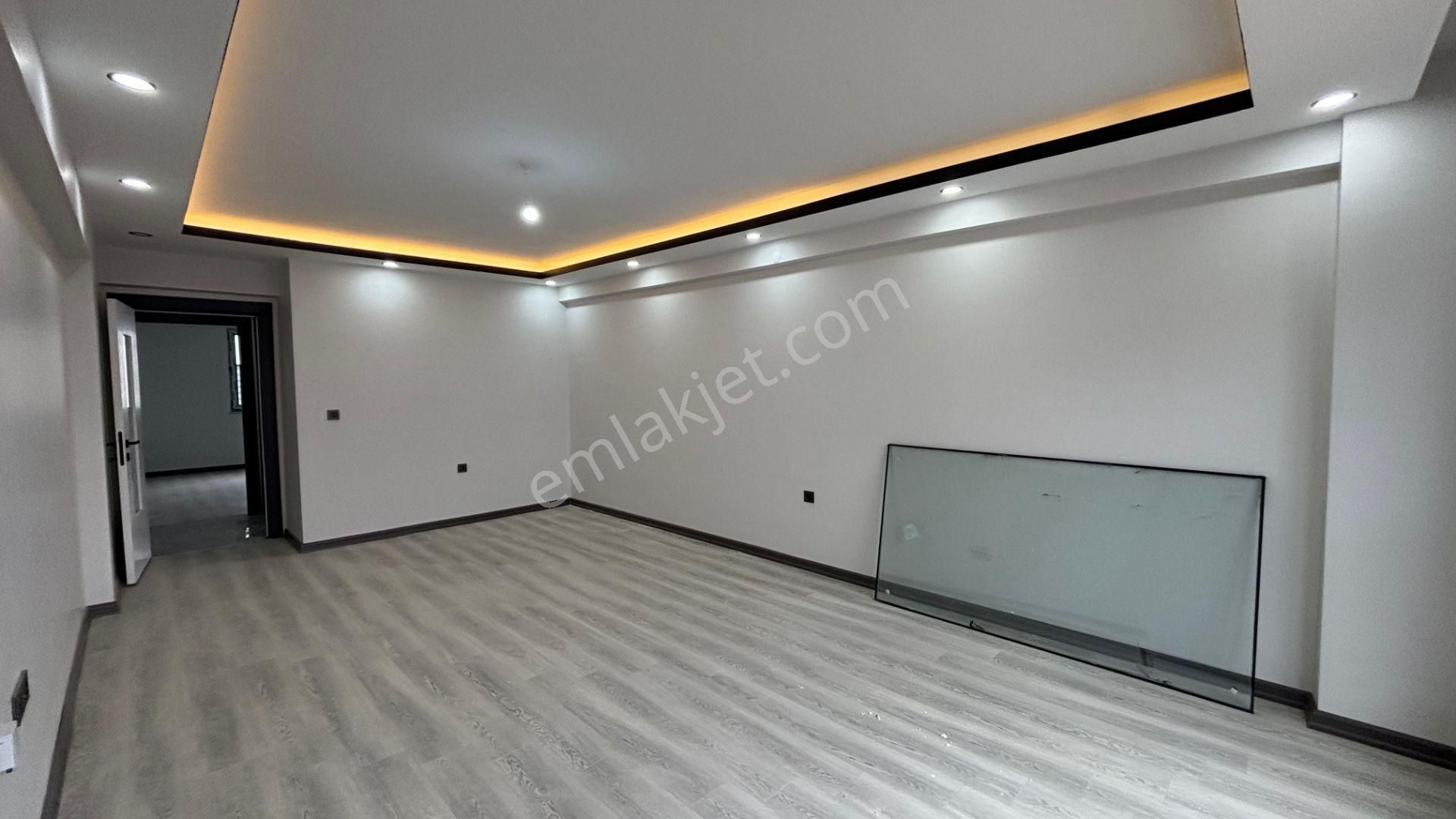 Recep Ümit Emlaktan Tombakzade Yakını Özel Garajlı 3+1 Daire Nüt8 - Görsel 3