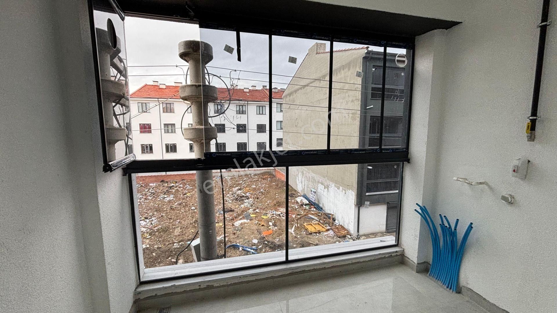 Recep Ümit Emlaktan Tombakzade Yakını Özel Garajlı 3+1 Daire Nüt8 - Görsel 14