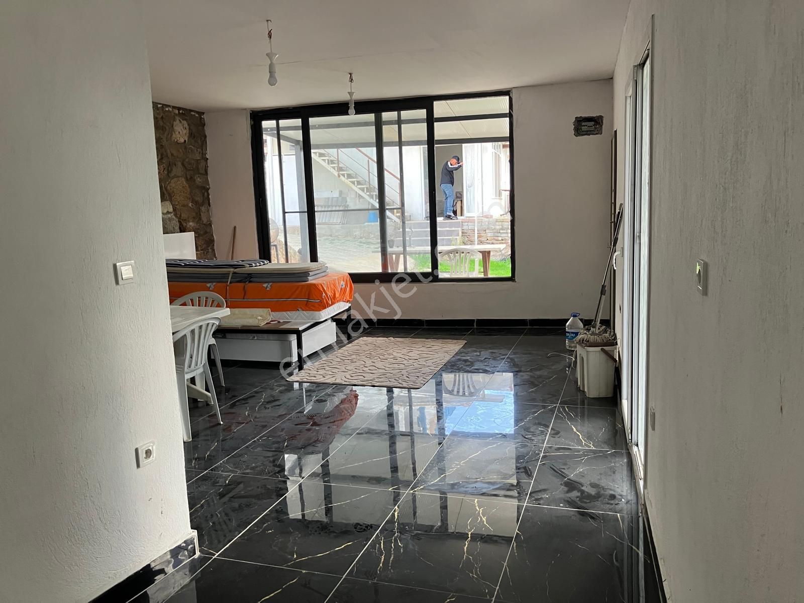 Milas Kuzyakada Müstakil Bahçeli Satılık Villa - Görsel 7