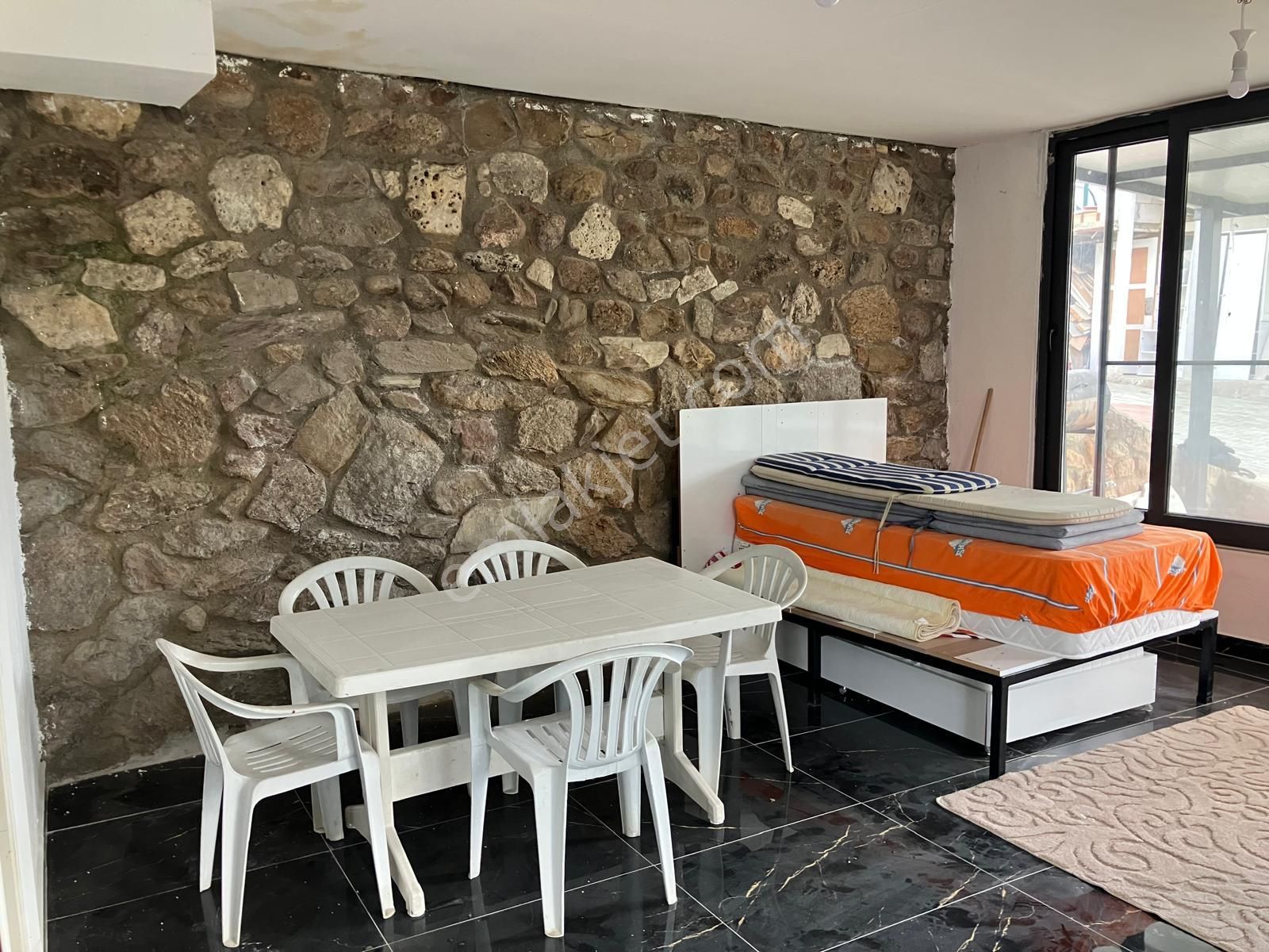 Milas Kuzyakada Müstakil Bahçeli Satılık Villa - Görsel 3