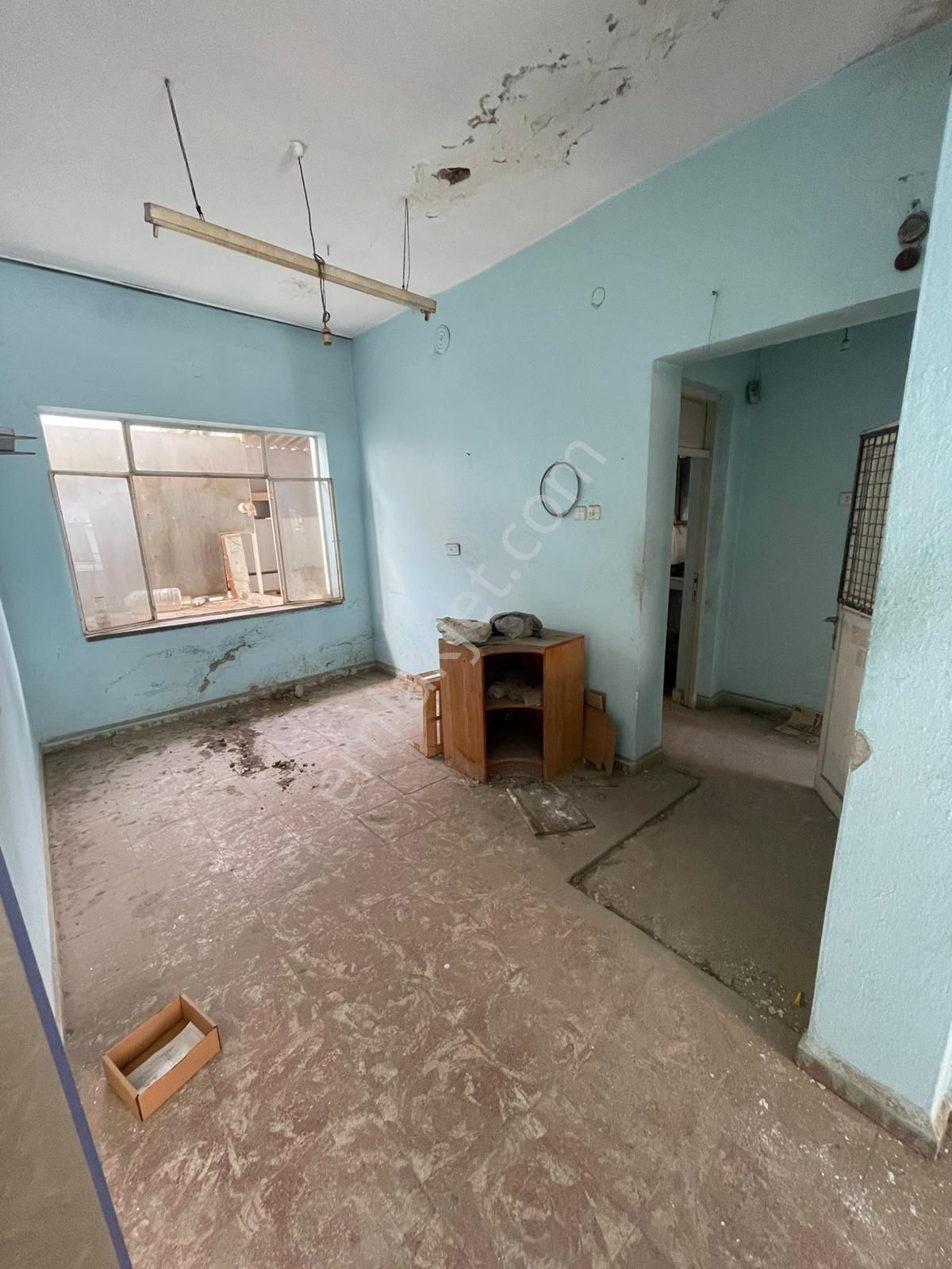 Aydın Nazilli Cumhuriyet Mahallesinde Satılık 2 Katlı Binanın 2. Katı - Görsel 9