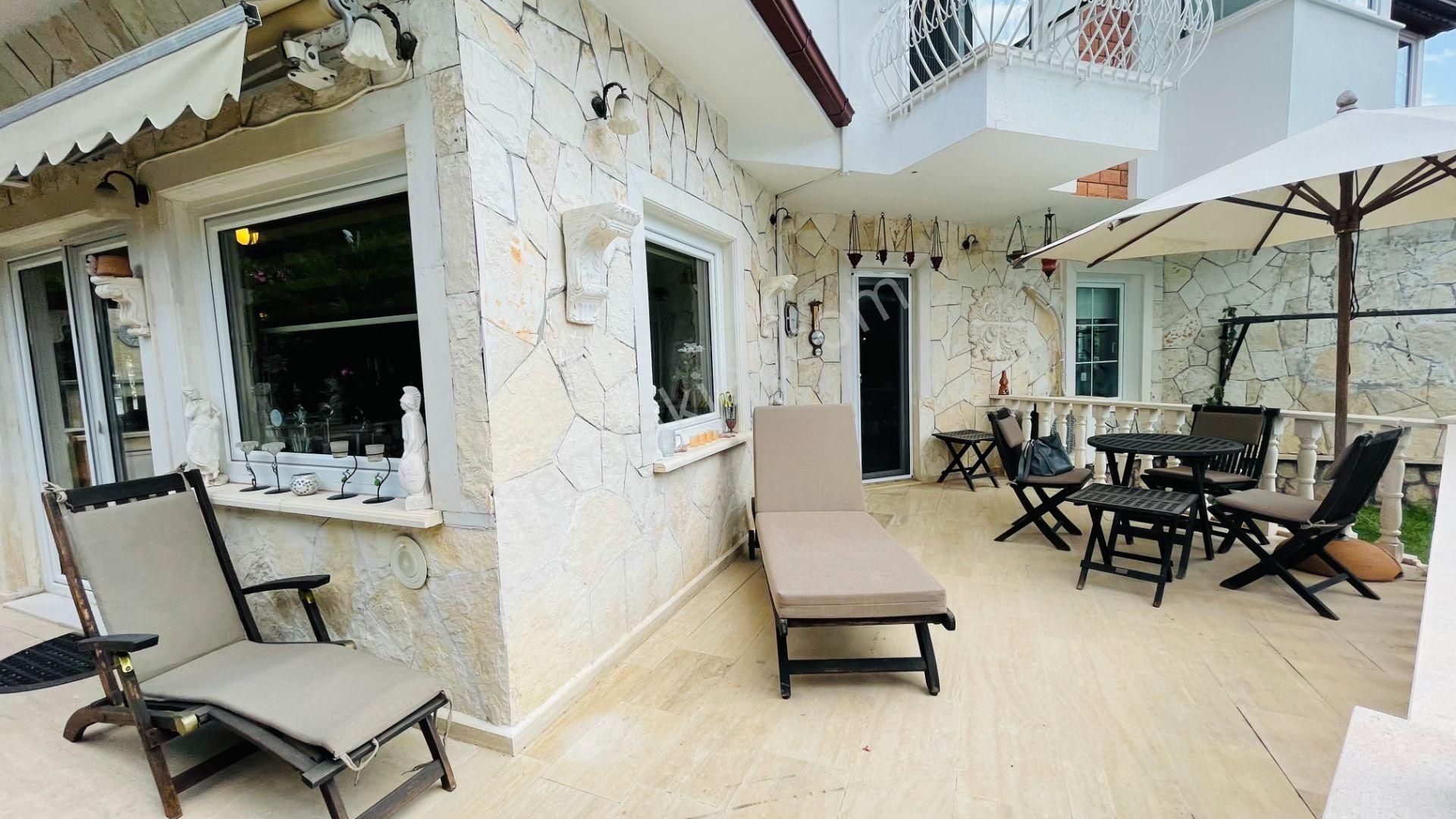 Kemer Kiriş'te Muhteşem Dağ Manzaralı Satılık Tripleks Villa - Görsel 7