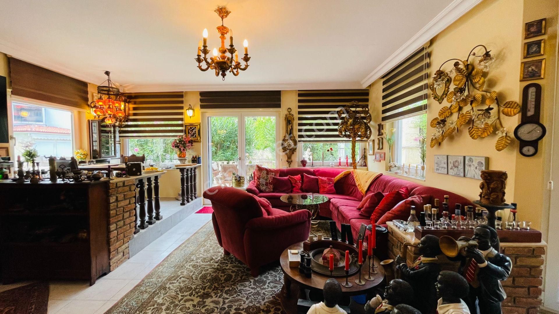 Kemer Kiriş'te Muhteşem Dağ Manzaralı Satılık Tripleks Villa - Görsel 10