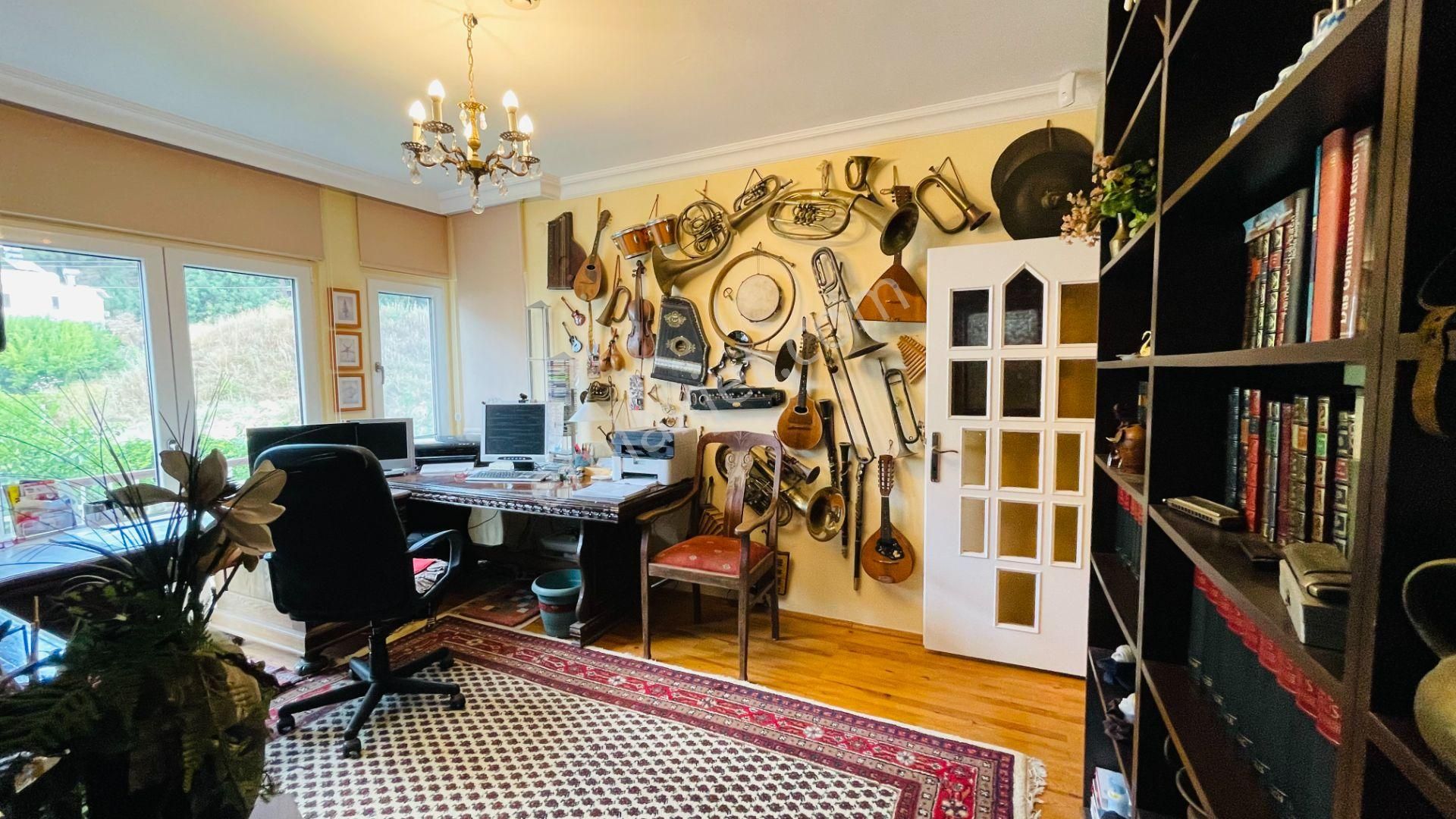 Kemer Kiriş'te Muhteşem Dağ Manzaralı Satılık Tripleks Villa - Görsel 19