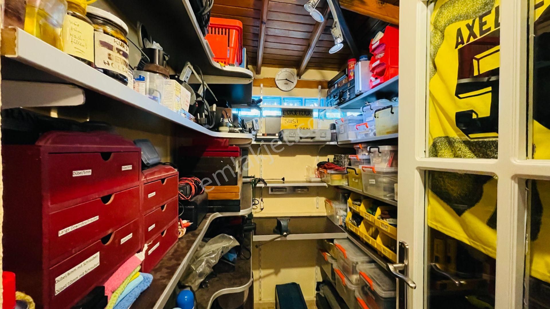 Kemer Kiriş'te Muhteşem Dağ Manzaralı Satılık Tripleks Villa - Görsel 23