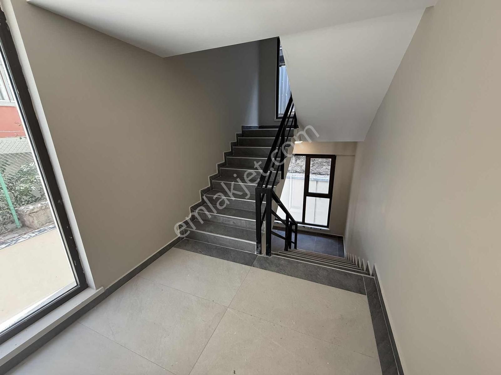 Çankaya Gop Nenehatun Caddesi Yeni Binada 1+1 Ofis İsyeri - Görsel 18