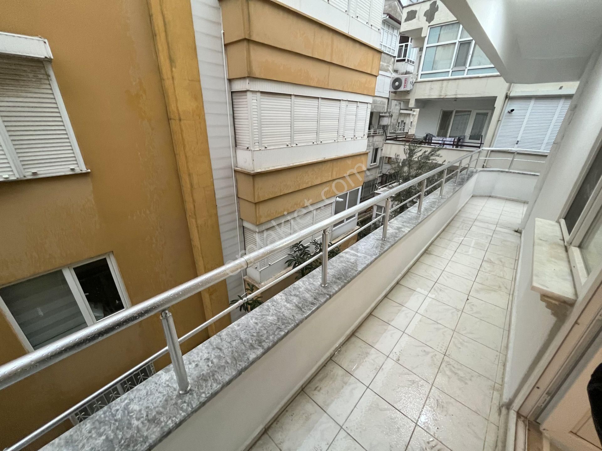 💥 Güç Gayrimenkul'den Akçay Merkez'de Ayrı Mutfaklı Lüx Yapılı Ara Kat 2+1 Daire - Görsel 16