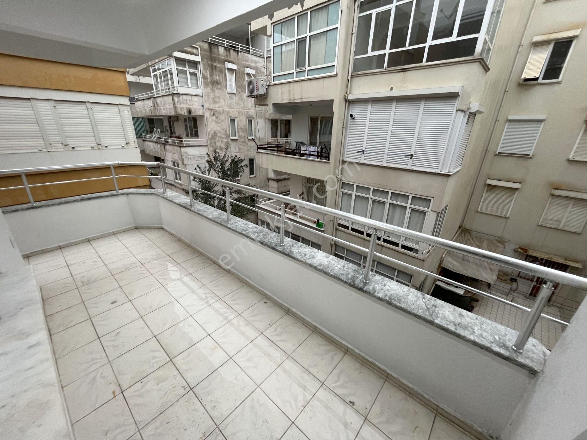 💥 Güç Gayrimenkul'den Akçay Merkez'de Ayrı Mutfaklı Lüx Yapılı Ara Kat 2+1 Daire - Görsel 5