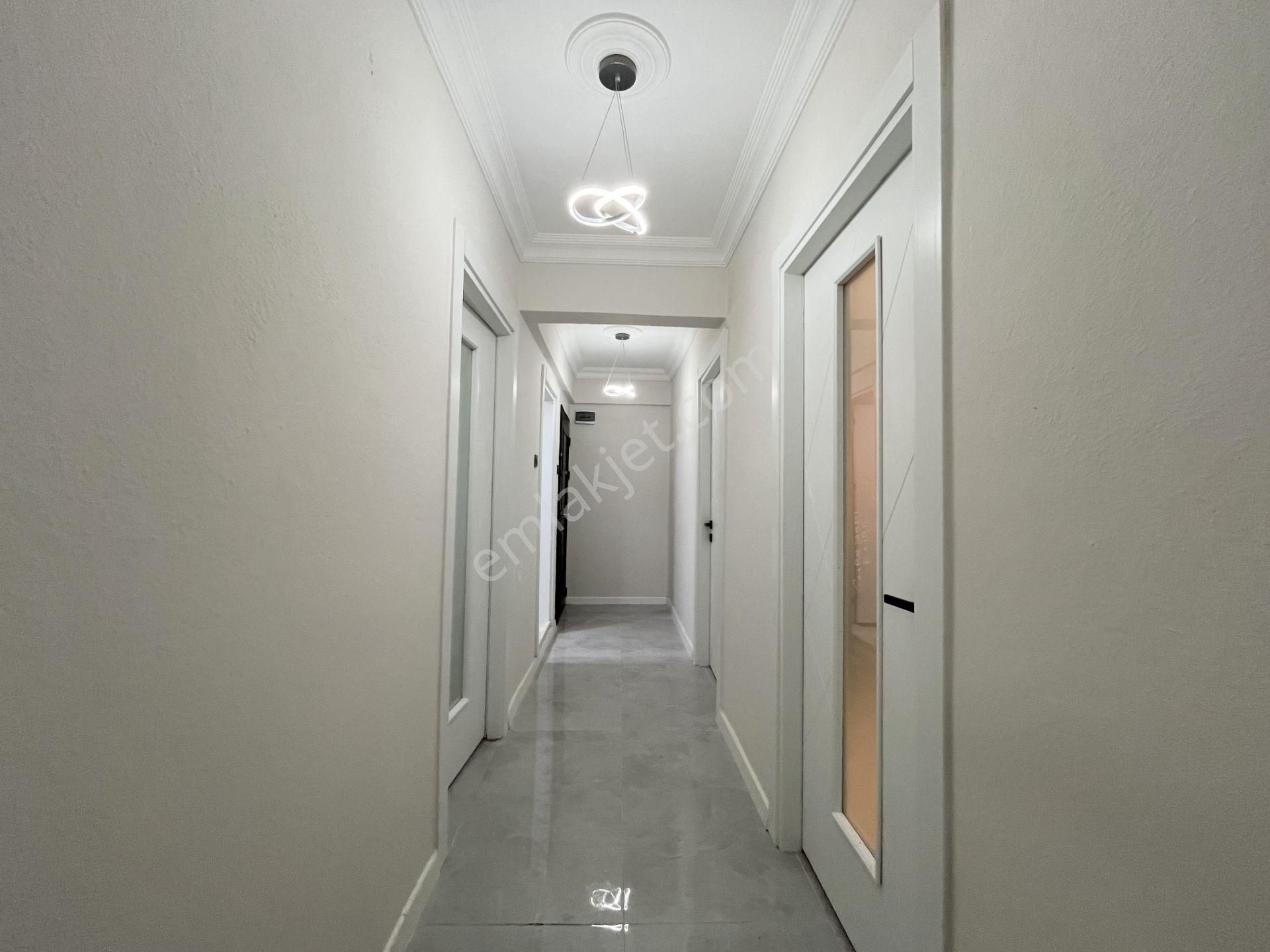 💥 Güç Gayrimenkul'den Akçay Merkez'de Ayrı Mutfaklı Lüx Yapılı Ara Kat 2+1 Daire - Görsel 13