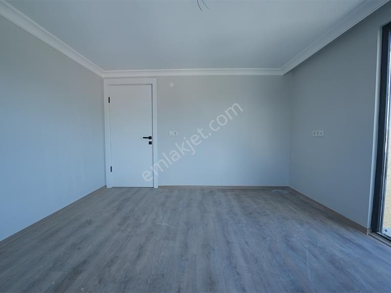 C21 Cius; Umurbeyde Körfez Manzaralı 3+1 Dubleks Kiralık - Görsel 6