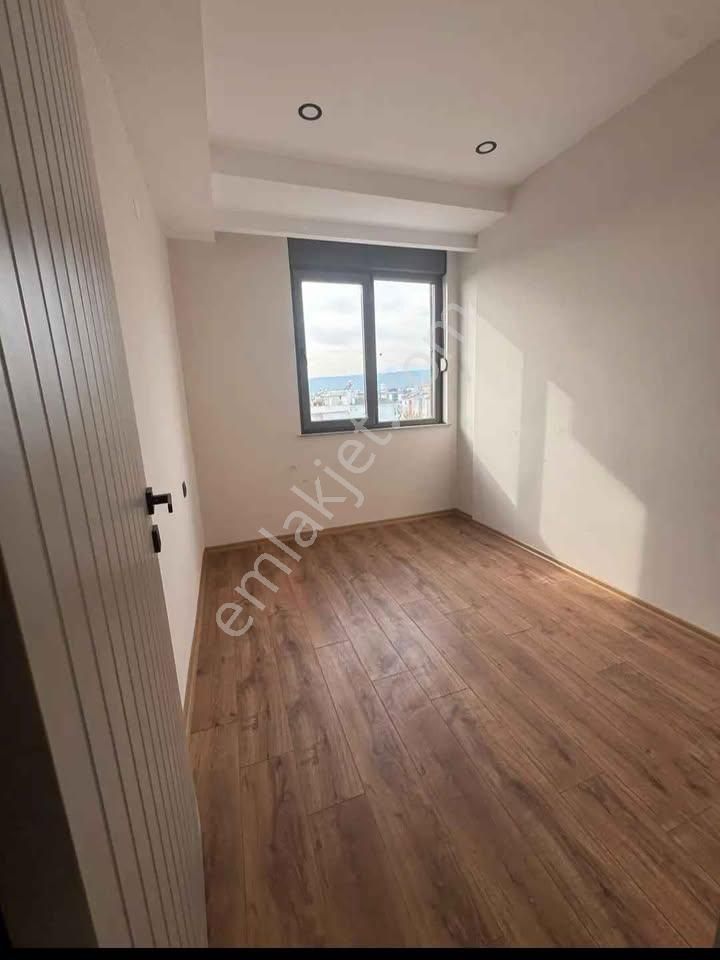 Metrobüse Yakın Oturuma Hazır İskanlı 2+1 Fırsat Dairemiz - Görsel 5