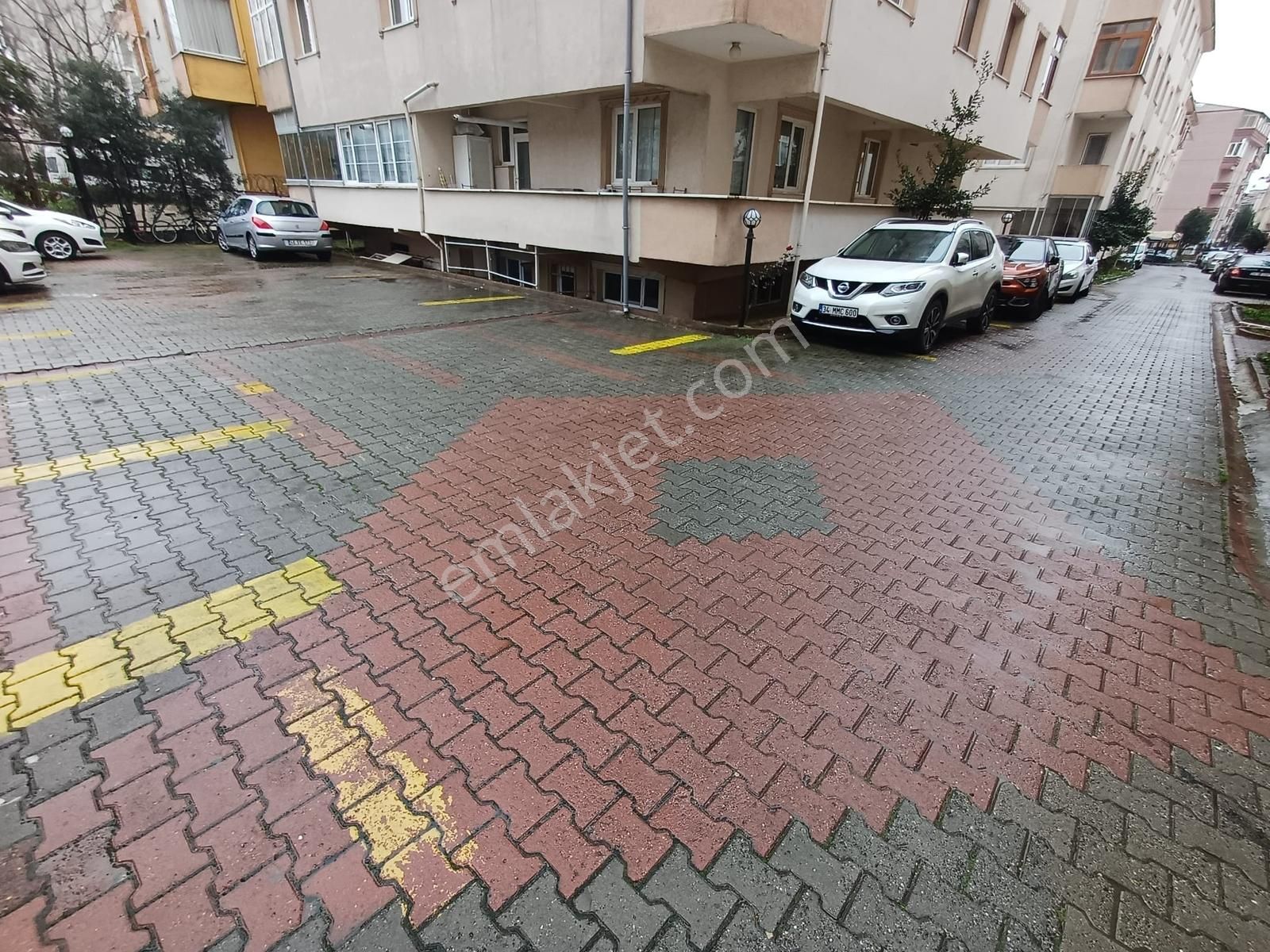 Ankadan Bulgurlu Merkezde Site İçerisinde Kiralık 3+1 Daire