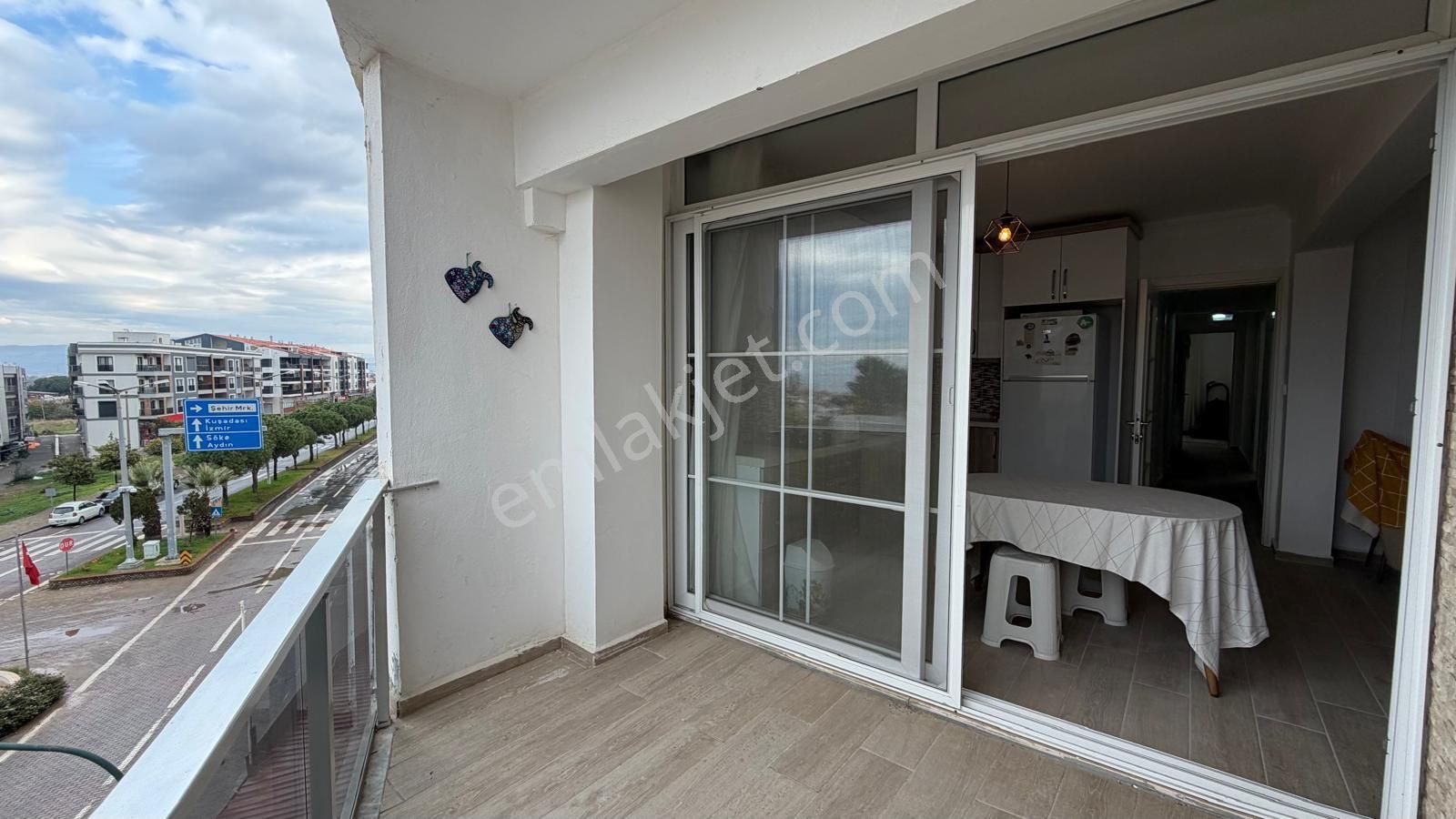 Kuşadası Güzelçamlı'da Full Deniz Manzaralı 3+1 Daire - Görsel 9