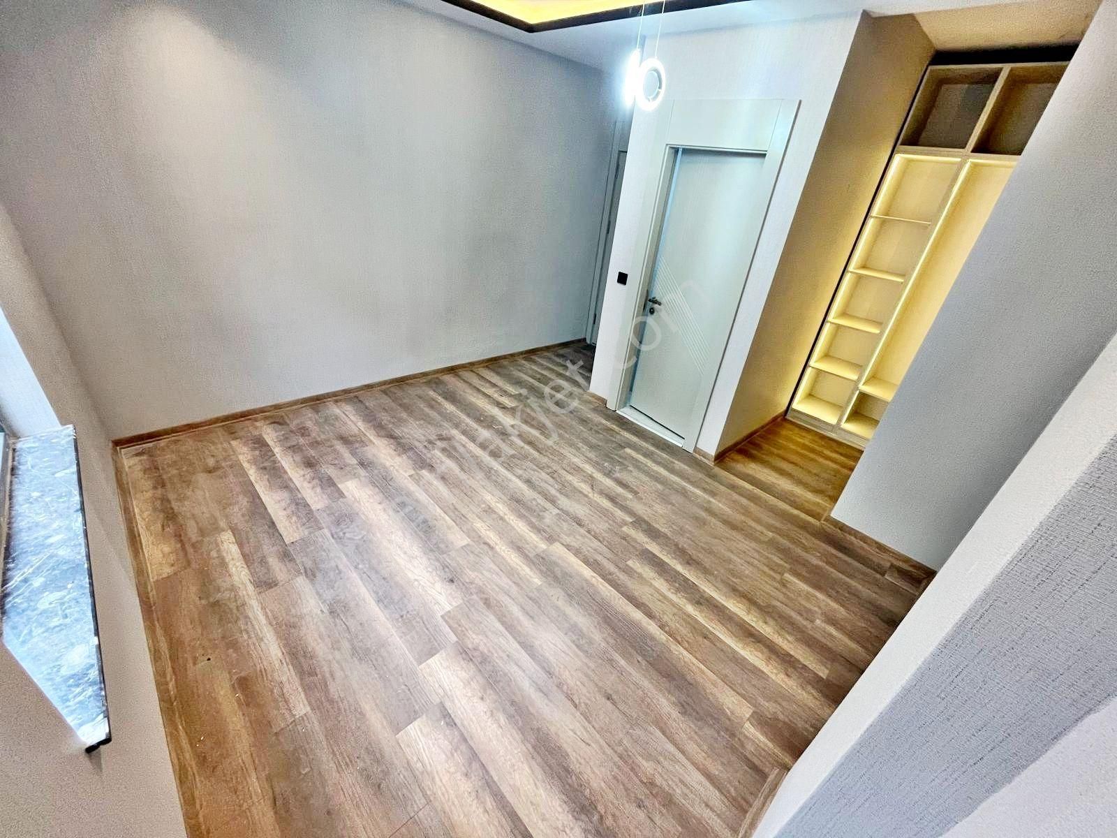 Etlik Merkezde E.banyo G.odalı Ultra Lüks Acil Satılık Sıfır 2+1 - Görsel 23