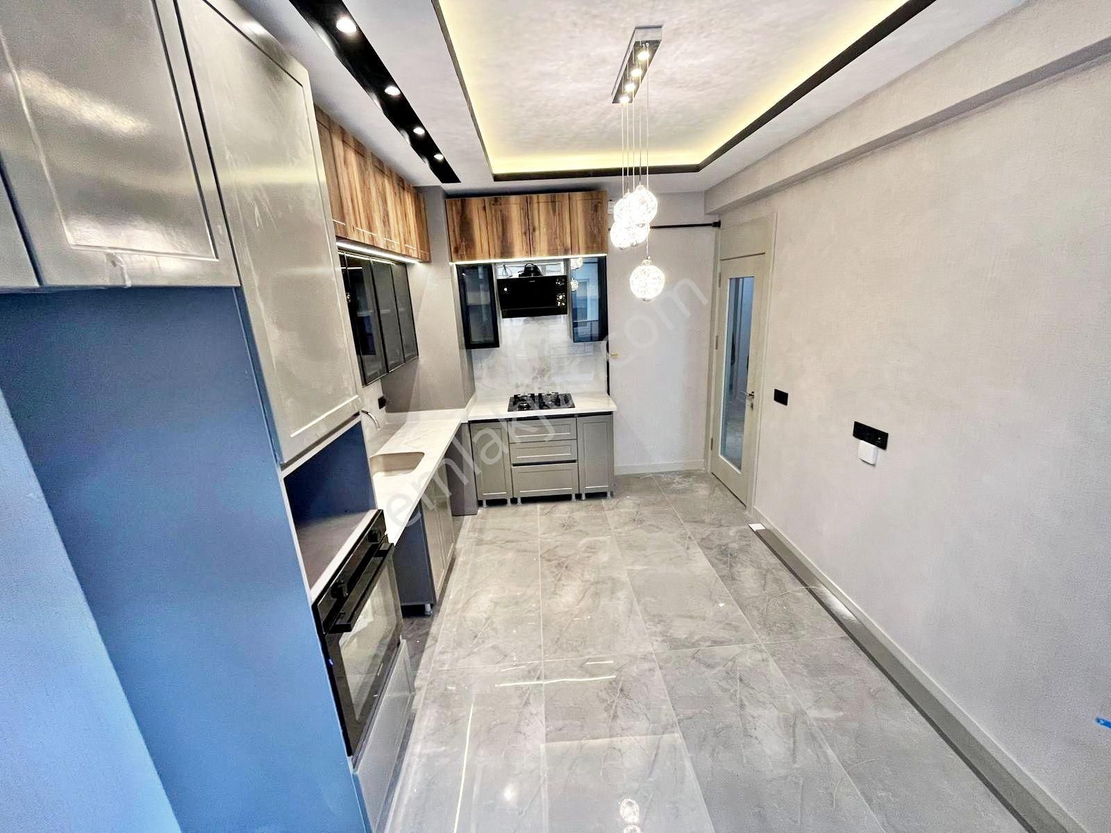 Etlik Merkezde E.banyo G.odalı Ultra Lüks Acil Satılık Sıfır 2+1 - Görsel 3