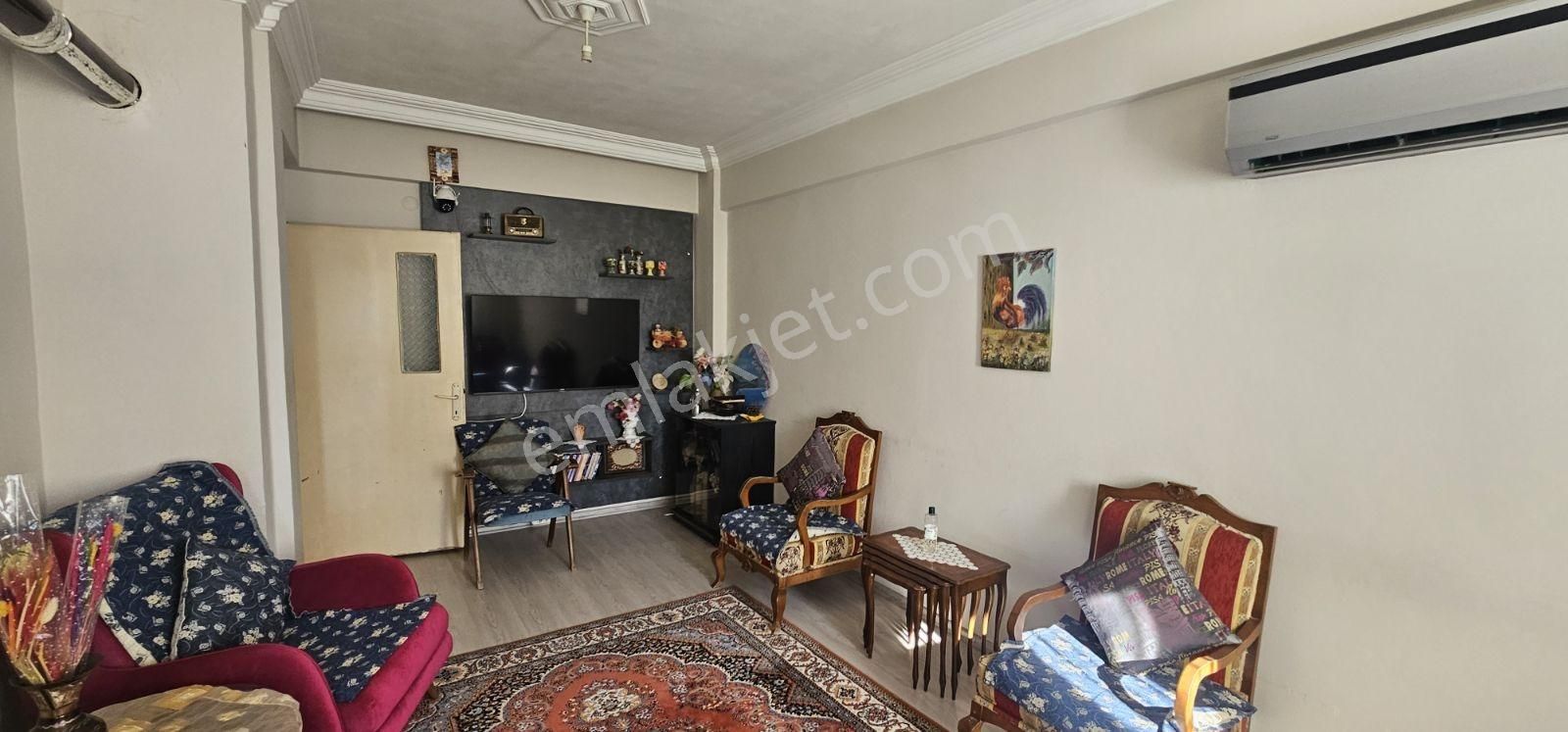 Dokuma Ulus'da Cadde Üzerinde Bulunan 3+1 Asansörlü Arakat - Görsel 12