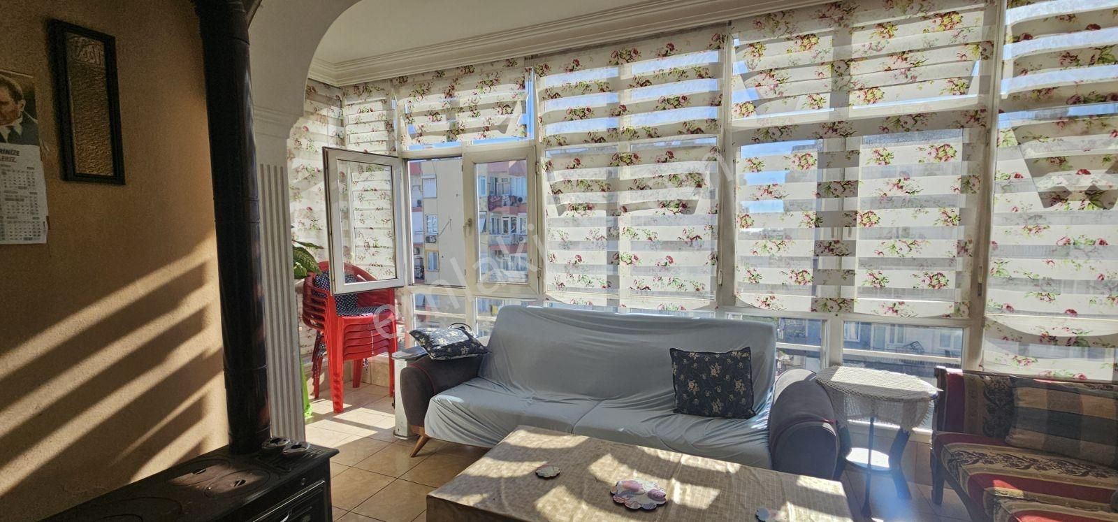 Dokuma Ulus'da Cadde Üzerinde Bulunan 3+1 Asansörlü Arakat - Görsel 11