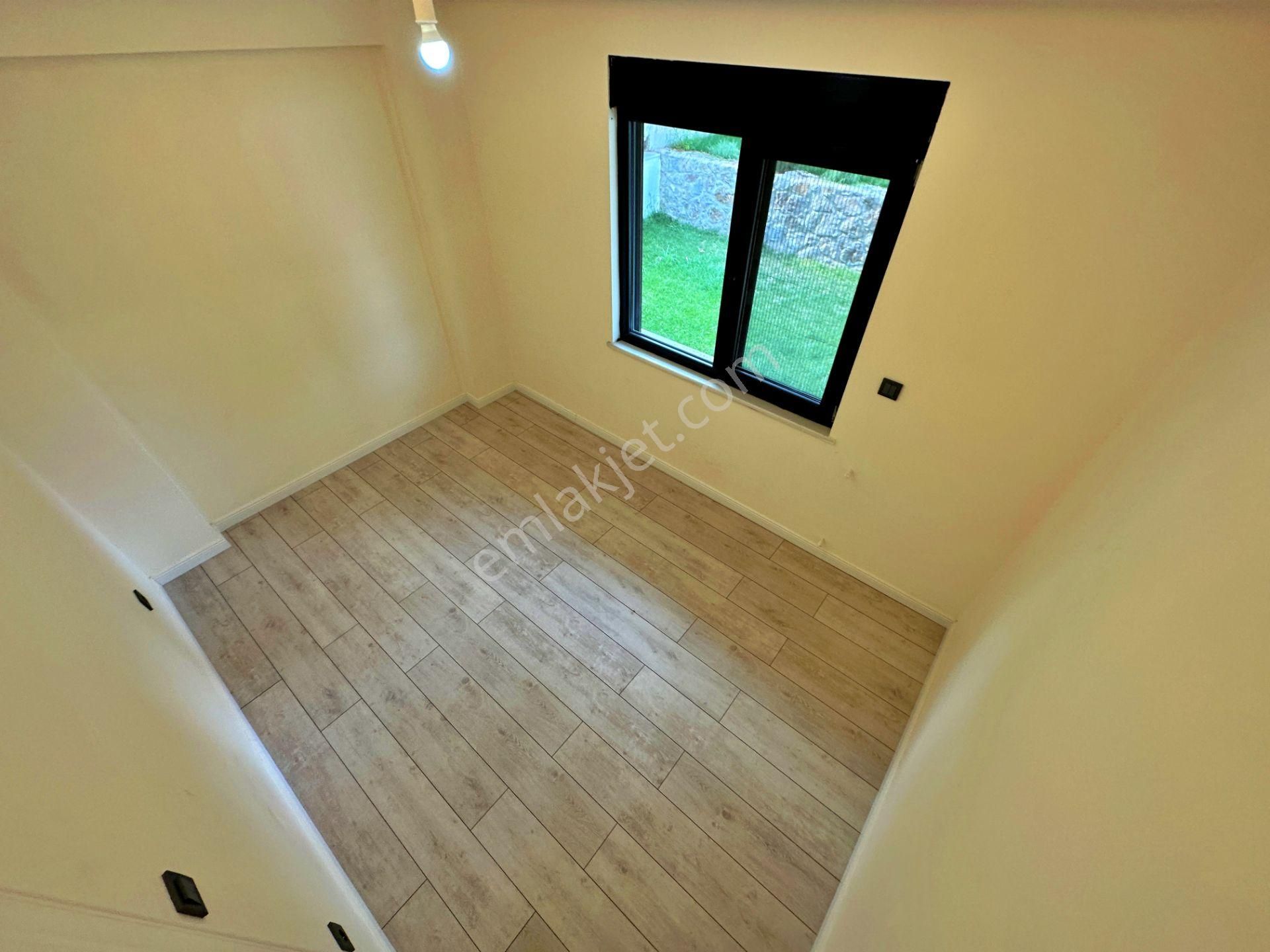 Uytundan Güre Oteller Bölgesinde Mustakil 7+1 Akıllı Lüks Villa - Görsel 24