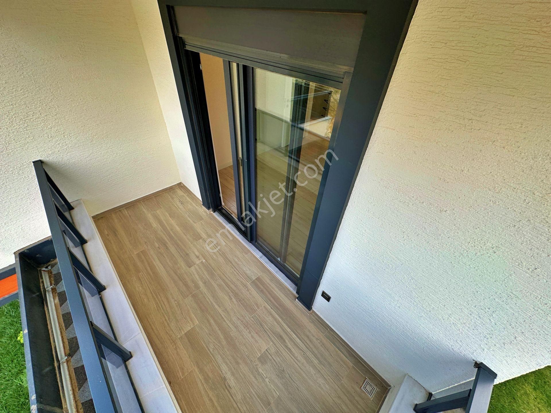 Uytundan Güre Oteller Bölgesinde Mustakil 7+1 Akıllı Lüks Villa - Görsel 32