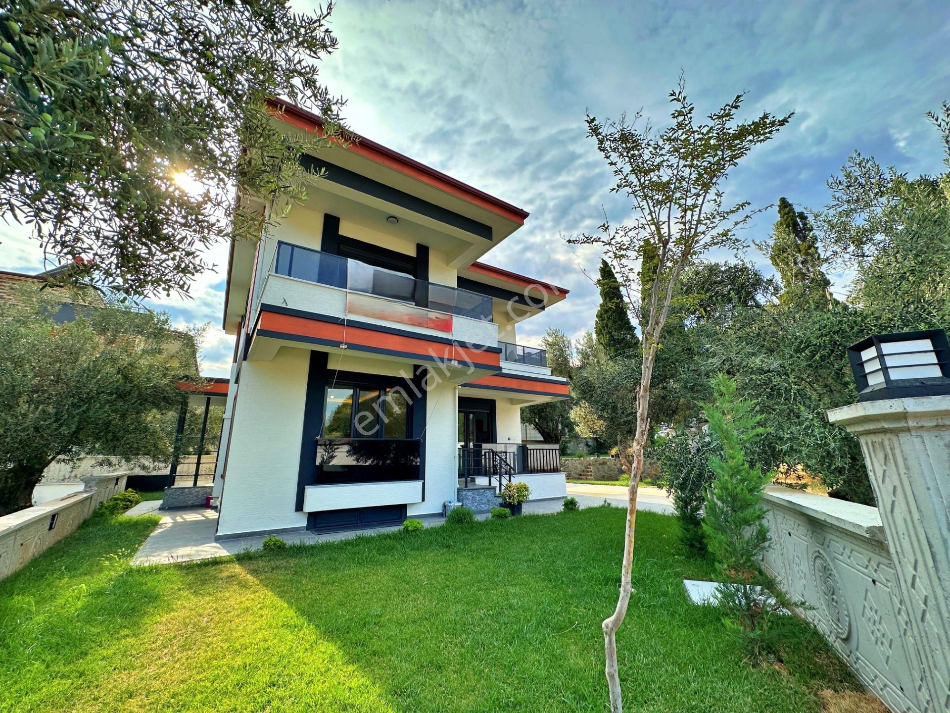 Uytundan Güre Oteller Bölgesinde Mustakil 7+1 Akıllı Lüks Villa - Görsel 11