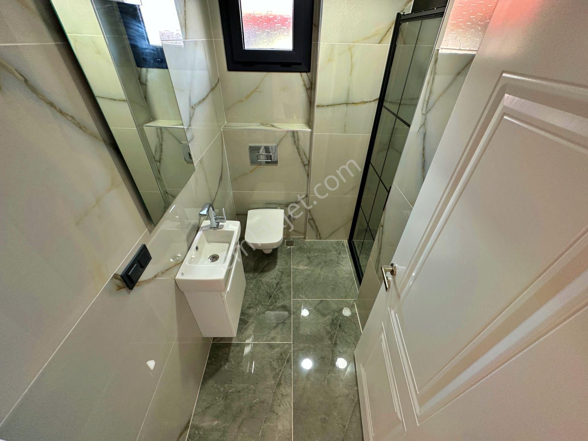 Uytundan Güre Oteller Bölgesinde Mustakil 7+1 Akıllı Lüks Villa - Görsel 18