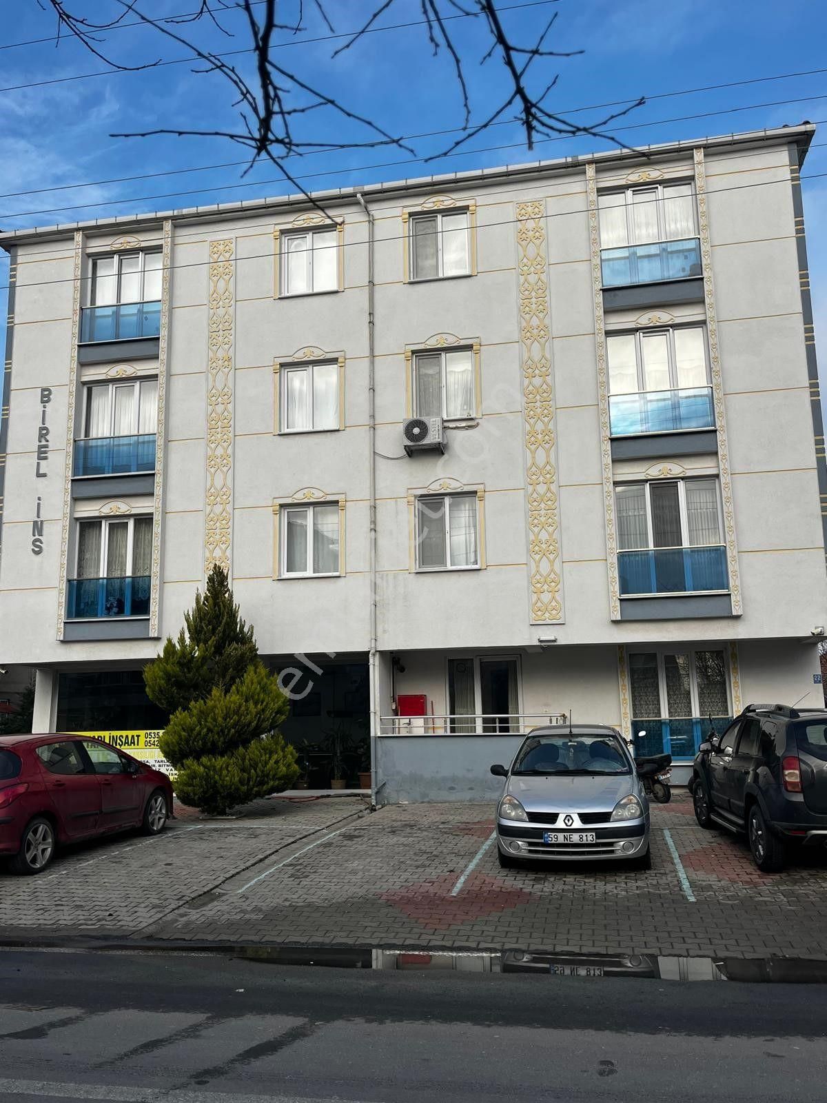 Muratlı Kurtpınar Mah. De Satılık 2+1 Daire