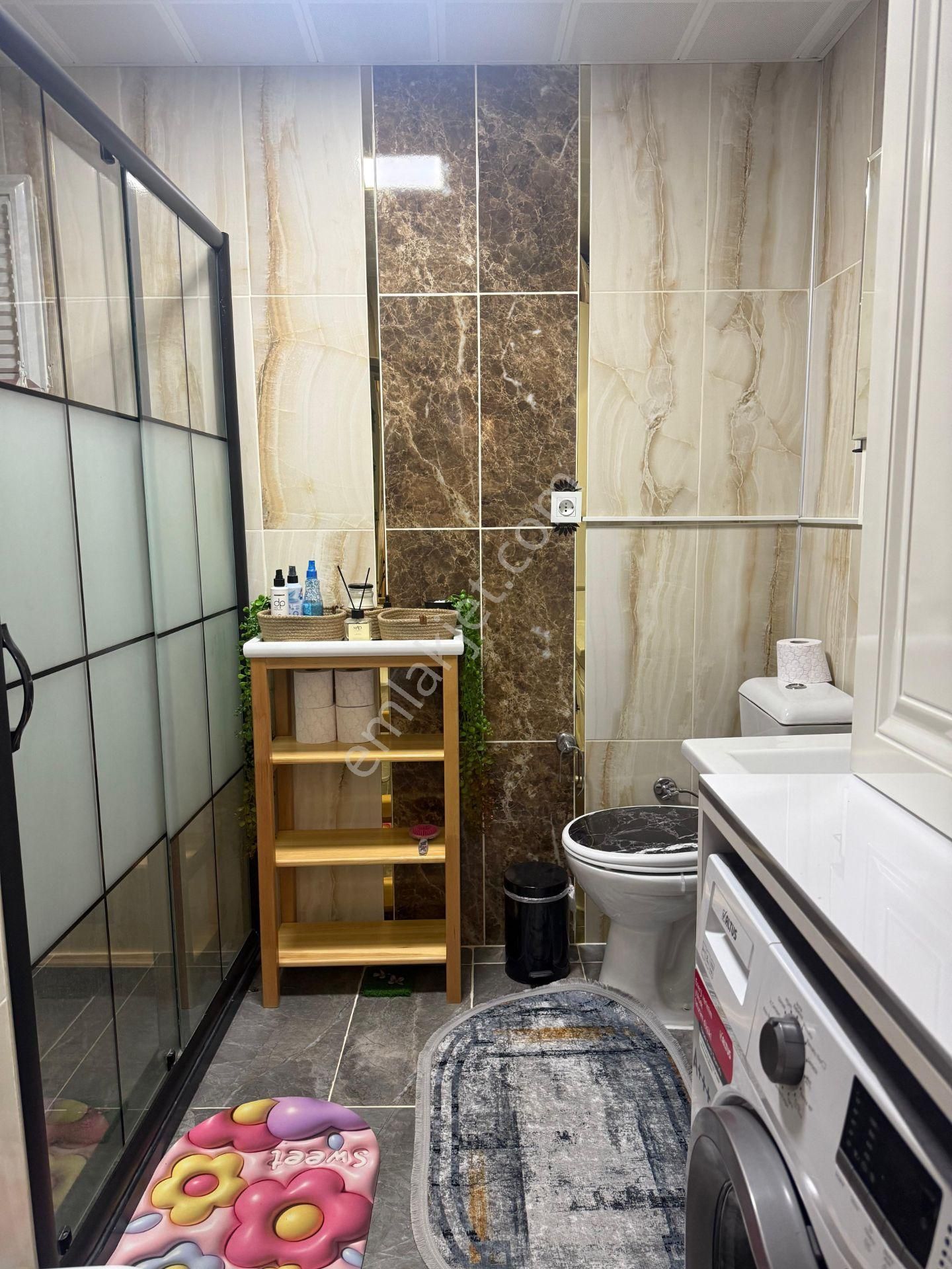 Karapürçek'te Muradiye Lisesi Arkasında Full Yapılı 3+1 3.kat Ön Cephe Satılık Daire !! - Görsel 29