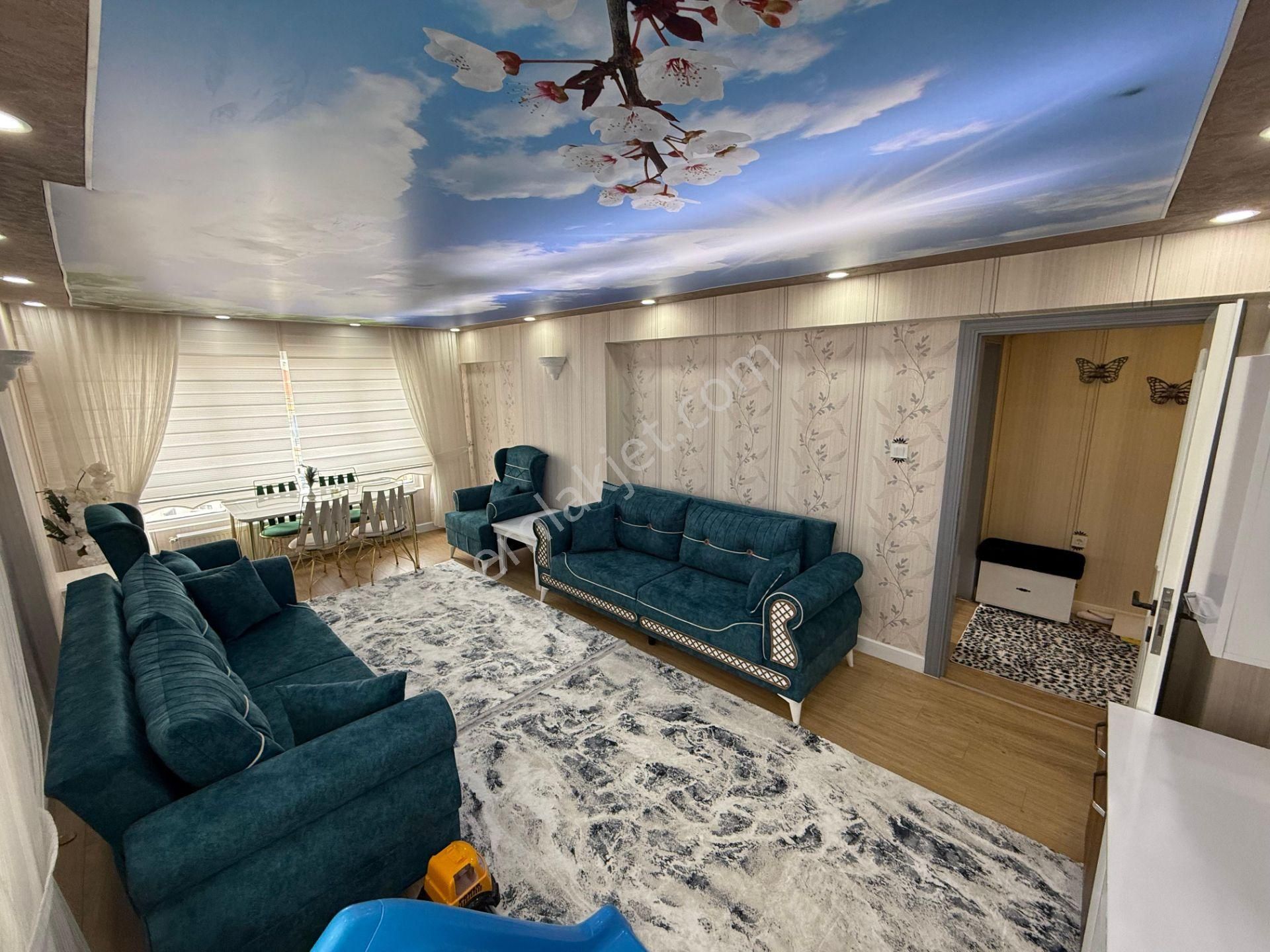 Karapürçek'te Muradiye Lisesi Arkasında Full Yapılı 3+1 3.kat Ön Cephe Satılık Daire !! - Görsel 10