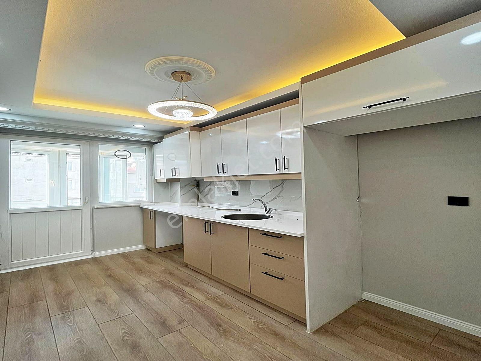 Esenyurt Mehterçeşme Mahallesinde Çift Balkonlu Metrobüse Yakın Arakat 2+1 Daire 3.299.999 Tl - Görsel 12