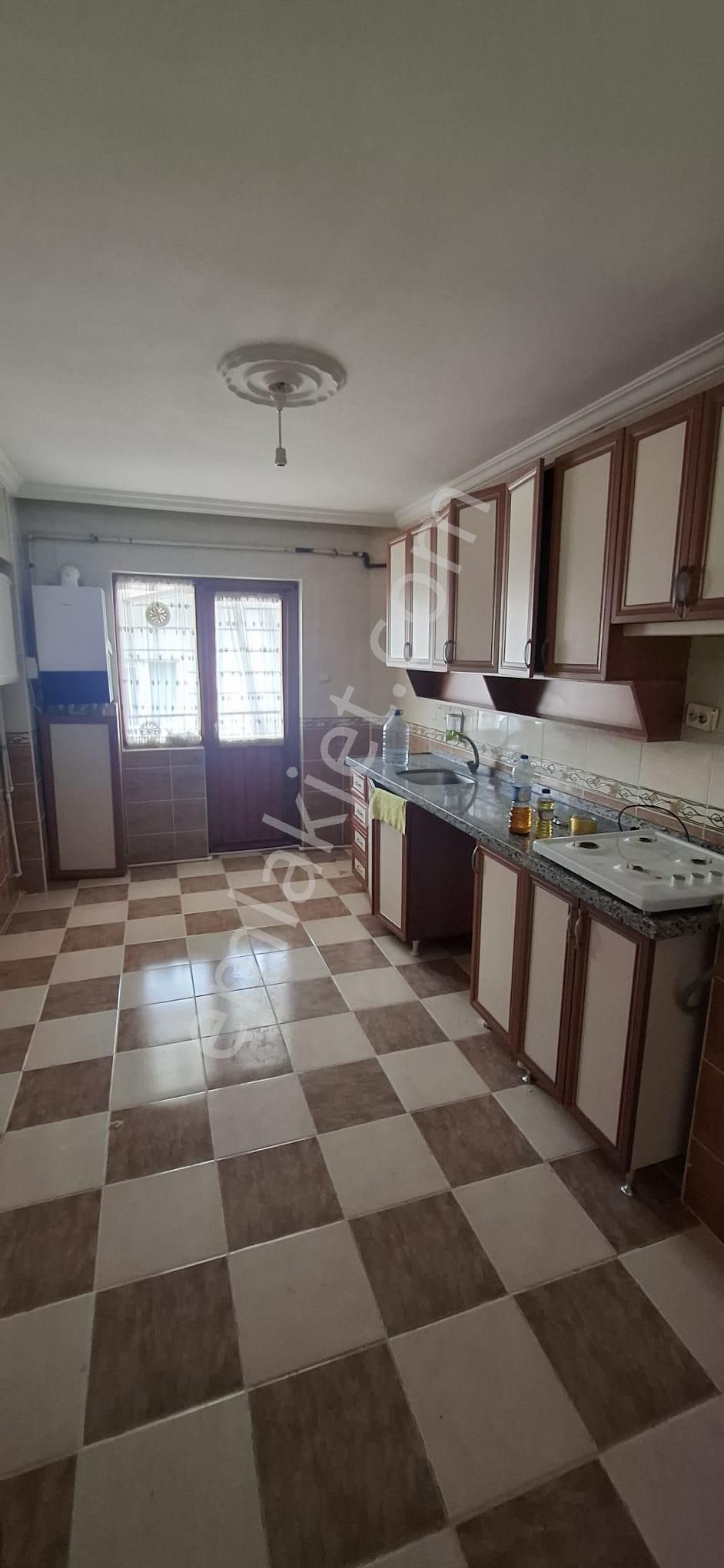 Mamak - Başak Mahallesinde Geniş Balkonlu 3+1 Kiralık Daire !!! - Görsel 3