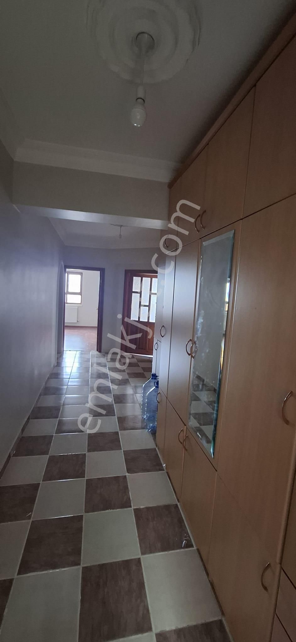 Mamak - Başak Mahallesinde Geniş Balkonlu 3+1 Kiralık Daire !!! - Görsel 10