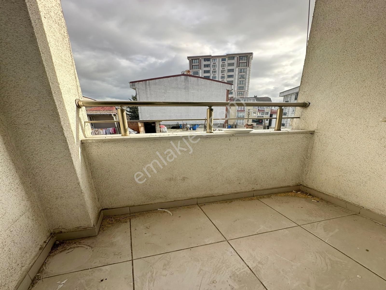 Devlet Hastanesine 5dk İskanlı 110m² 2+1 2. Kat Satılık Daire - Görsel 6