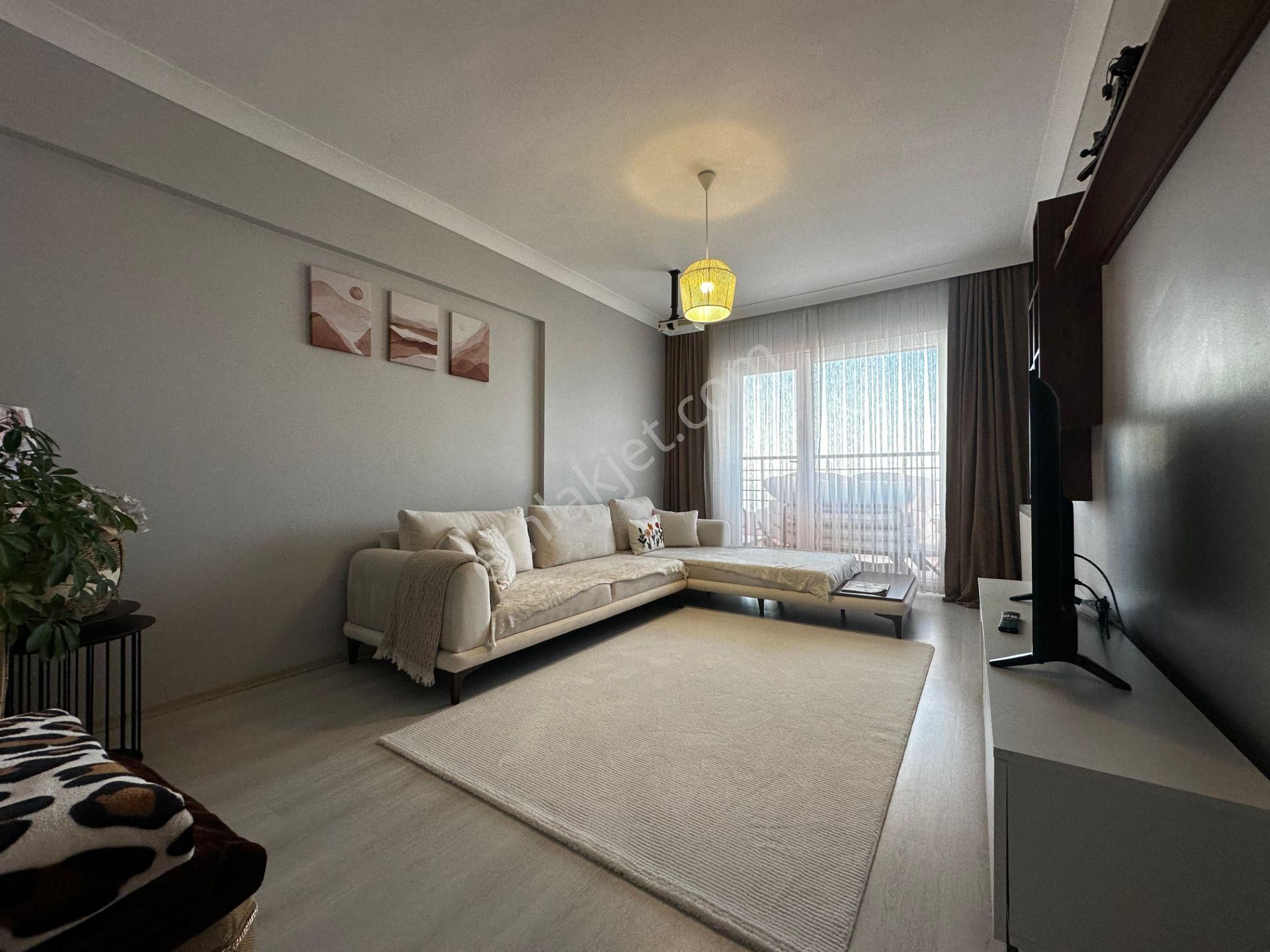 Kariyer'den Site İçinde Ultra Lux 2 Teras Balkonlu Full Manzaralı 3+1 Daire - Görsel 35