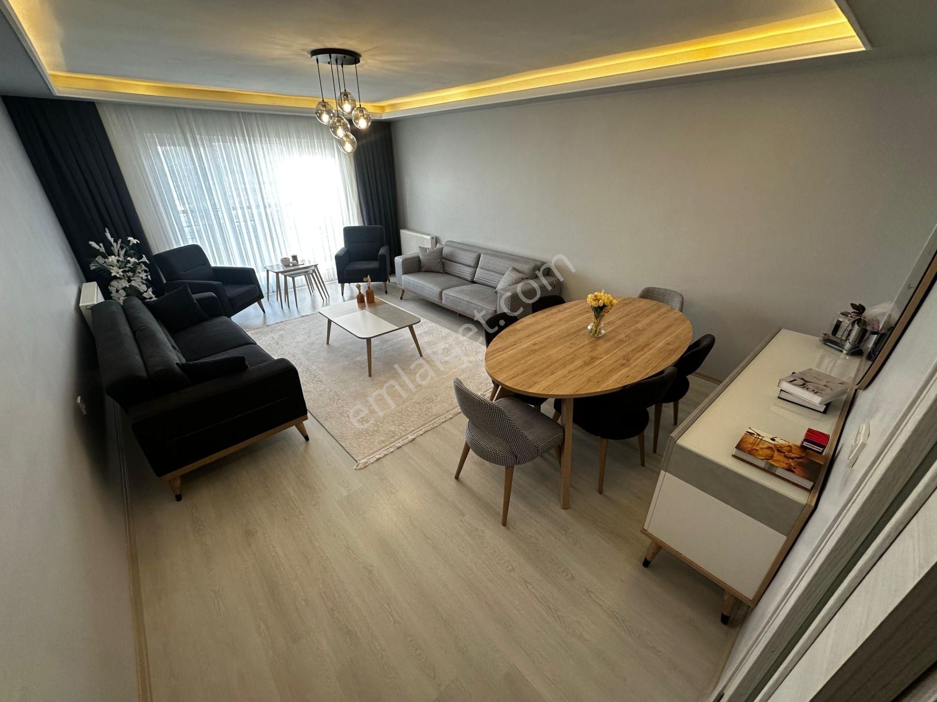Kariyer'den Site İçinde Ultra Lux 2 Teras Balkonlu Full Manzaralı 3+1 Daire - Görsel 32